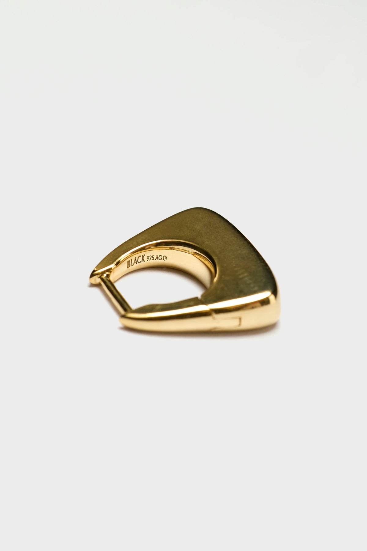 Tote Huggie-Ohrring (262 / A / GOLD)