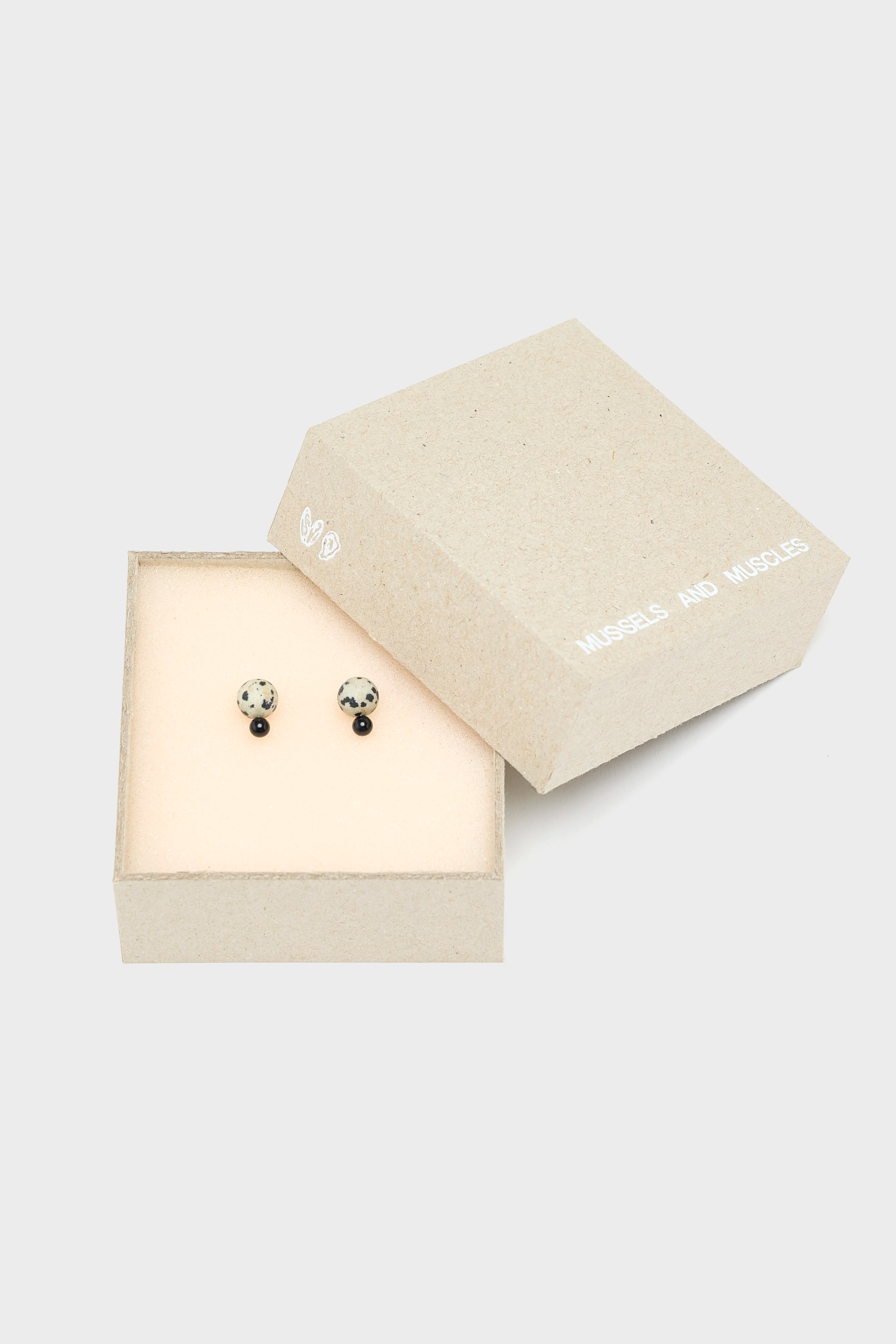 Glyzinia Dalmatian Earstuds (252 / W / BEIGE)