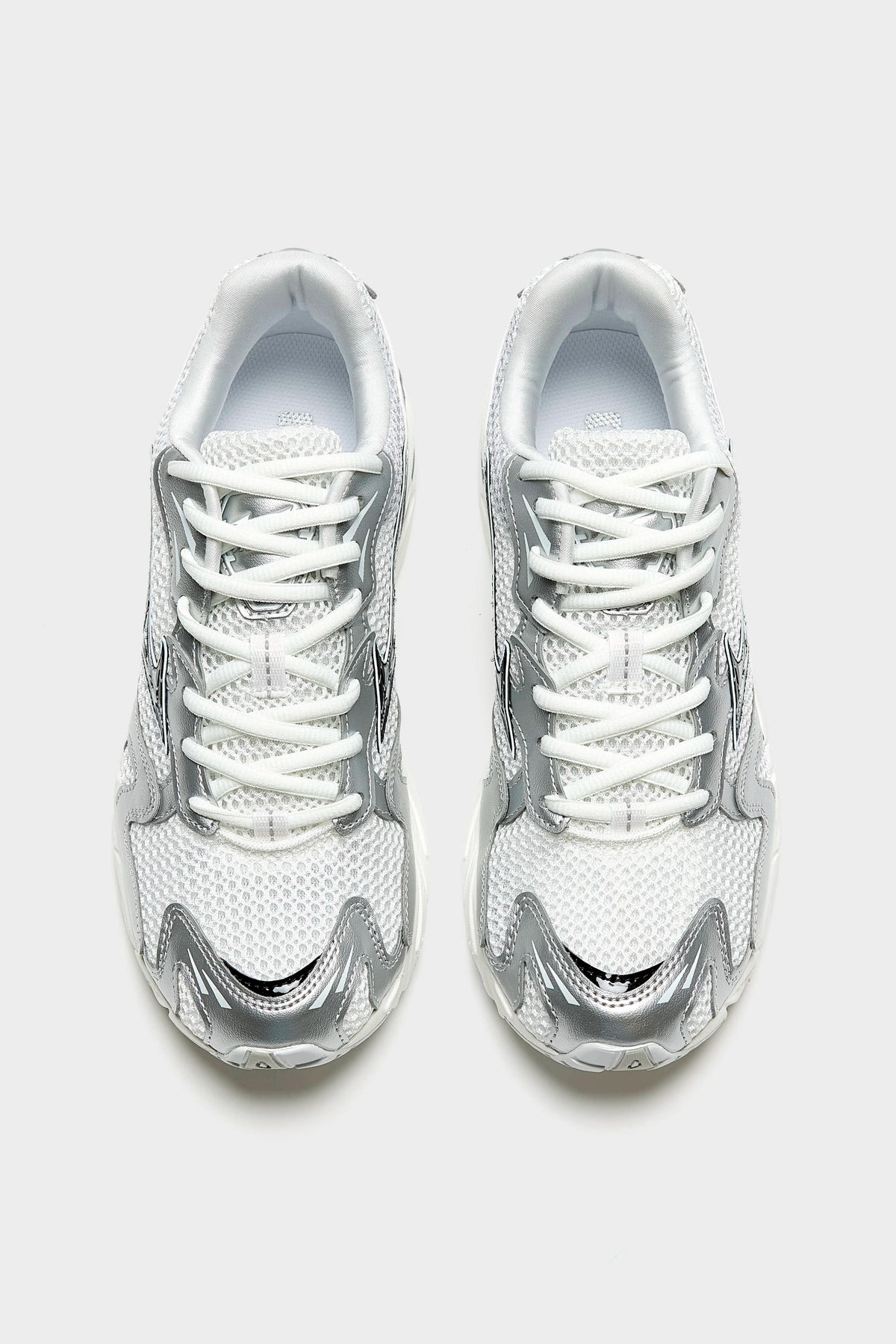 Wave Rider 10 for Women (262 / W / WHITE)
