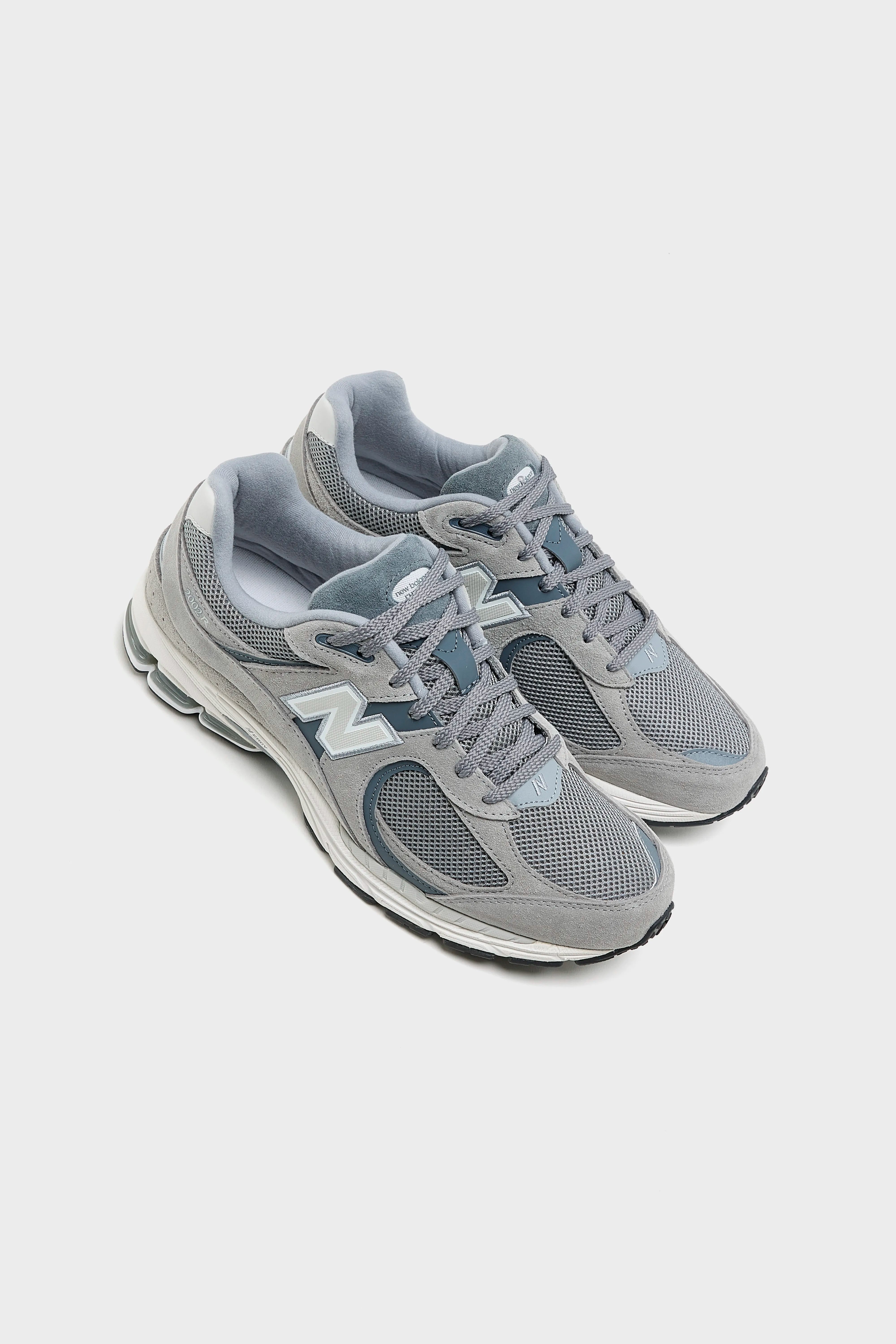 2002R voor heren (242 / M / GREY)