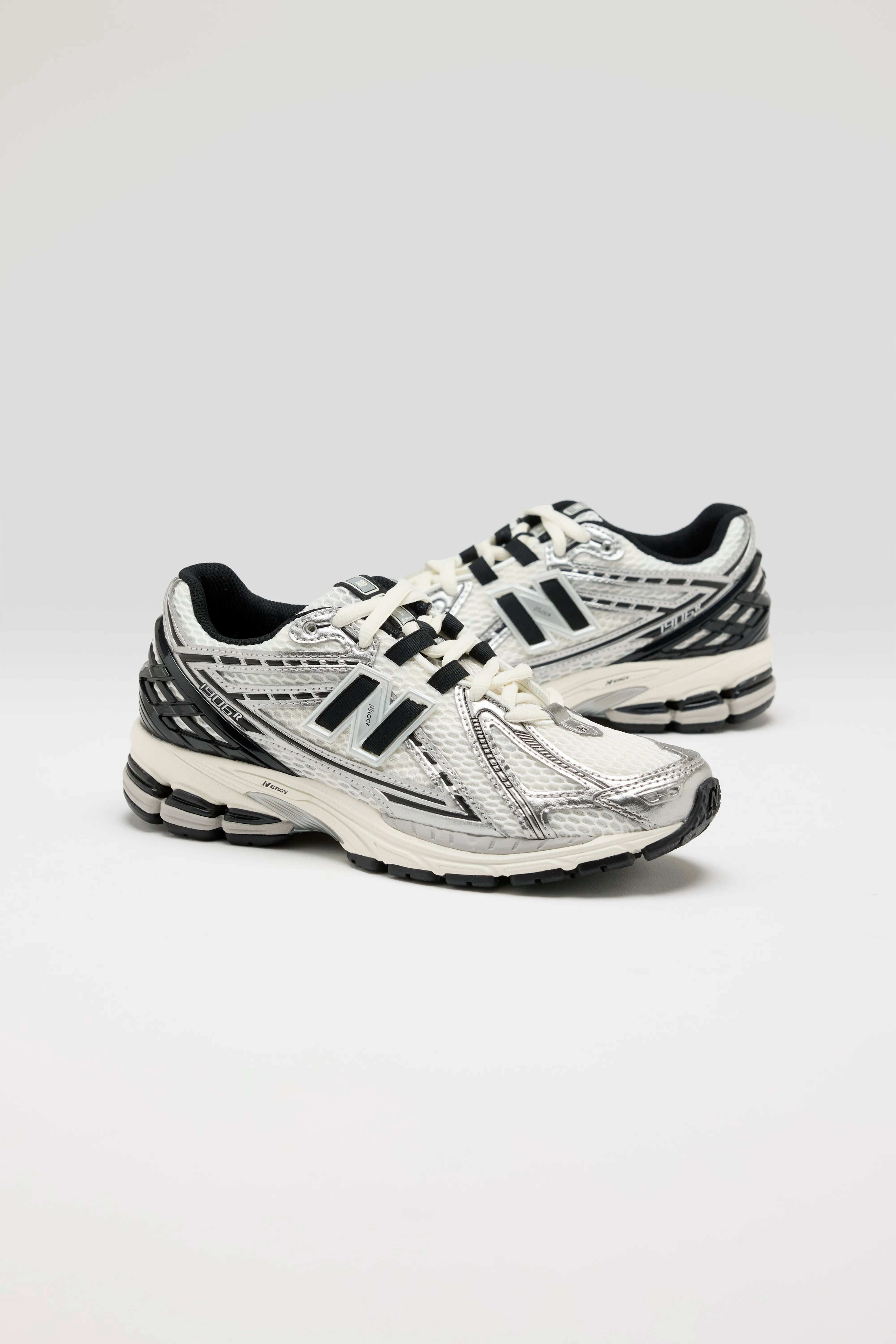 1906R voor Vrouwen (251 / W / GREY)