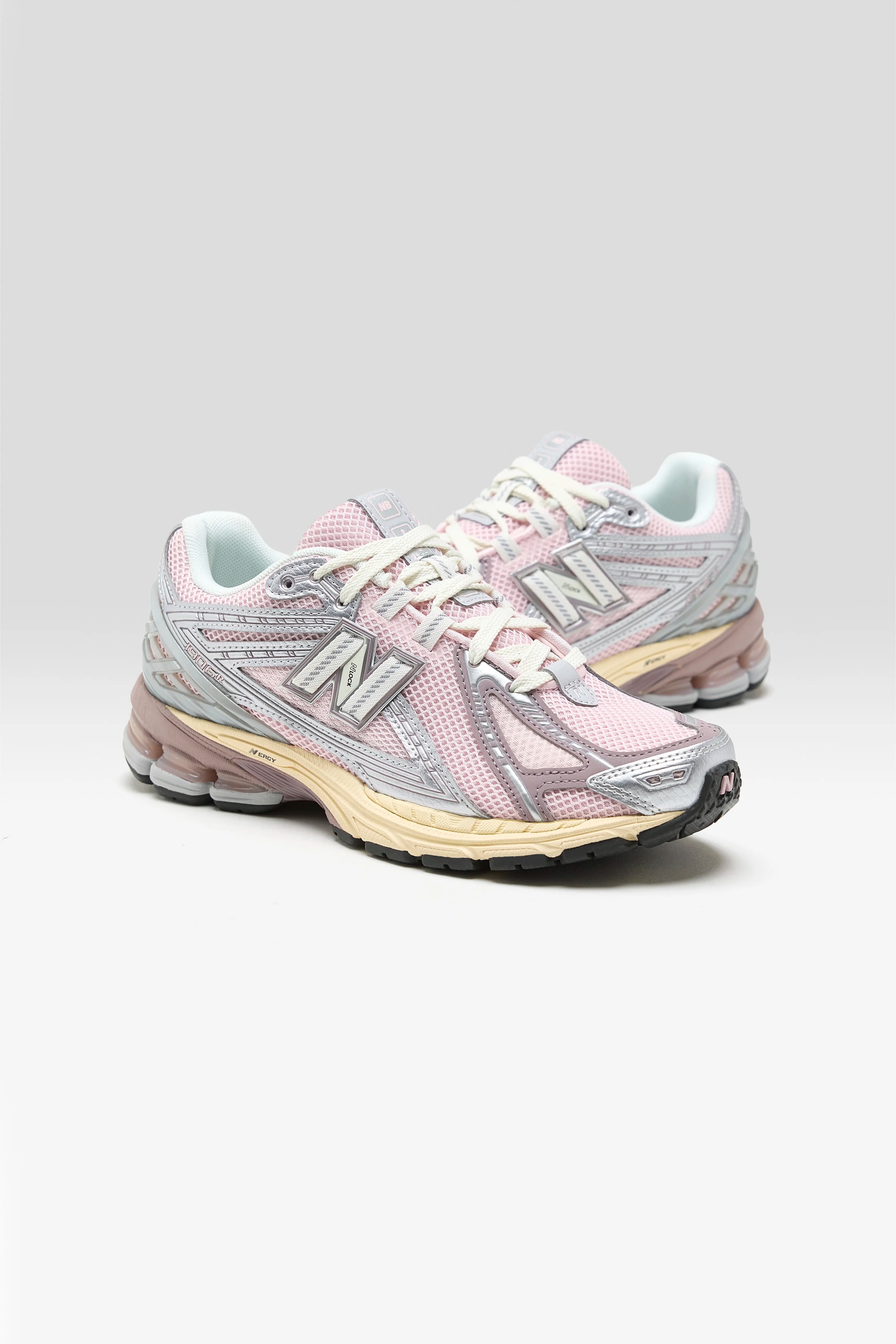 1906R voor Vrouwen  (251 / W / PINK)