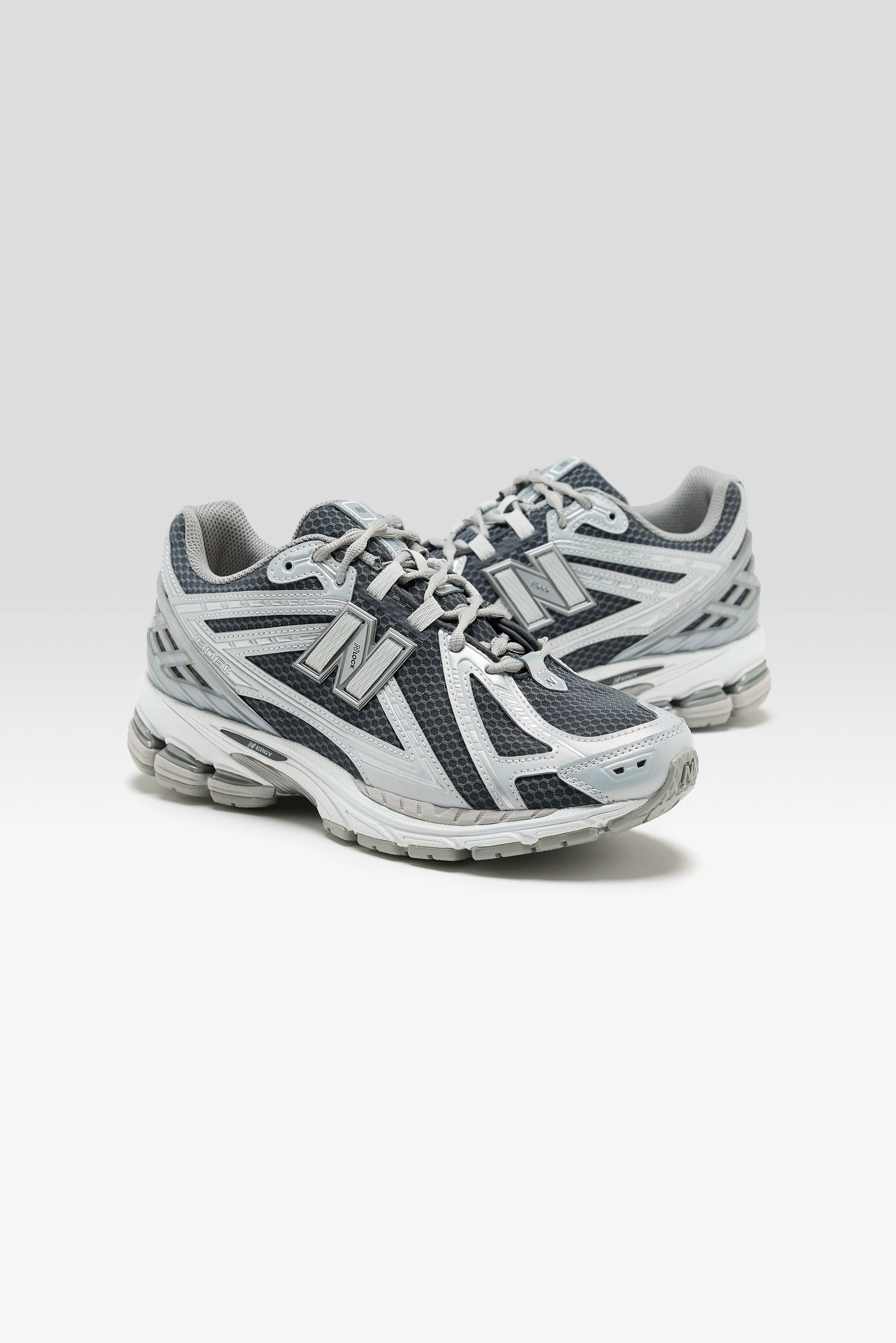 1906R pour Hommes  (252 / M / GREY)