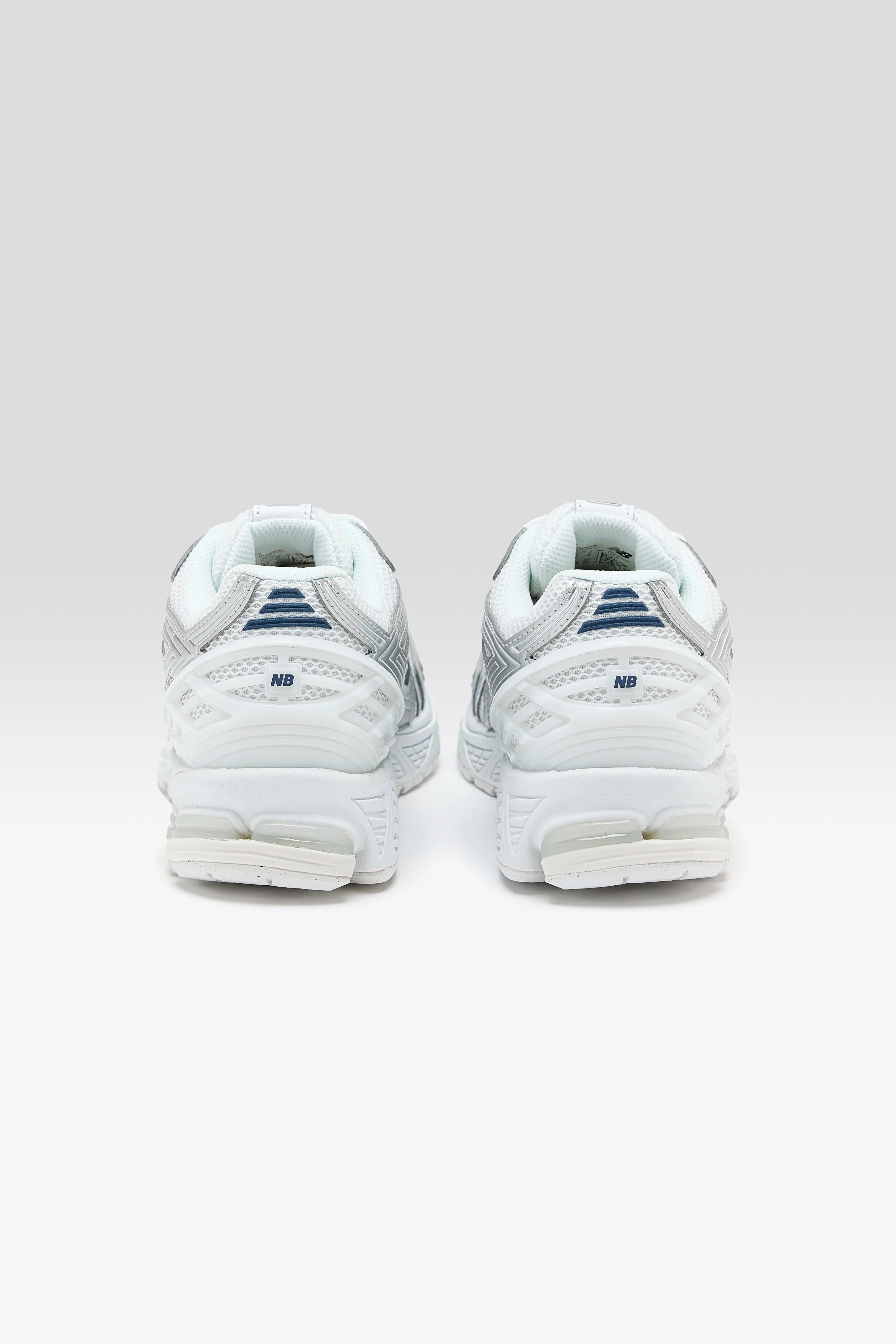 1906R for Women  (252 / W / WHITE)