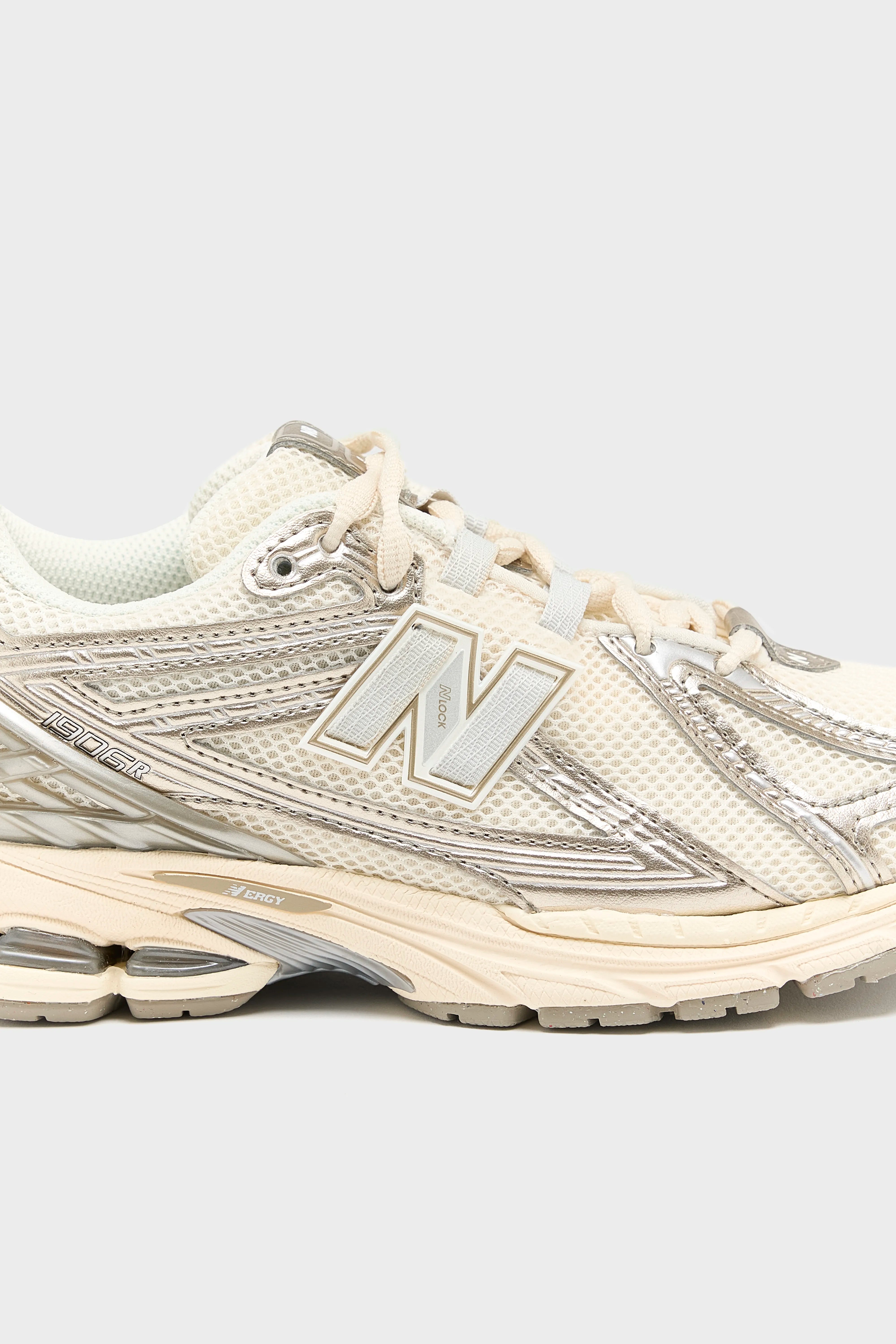 1906R for Women  (252 / W / BEIGE)