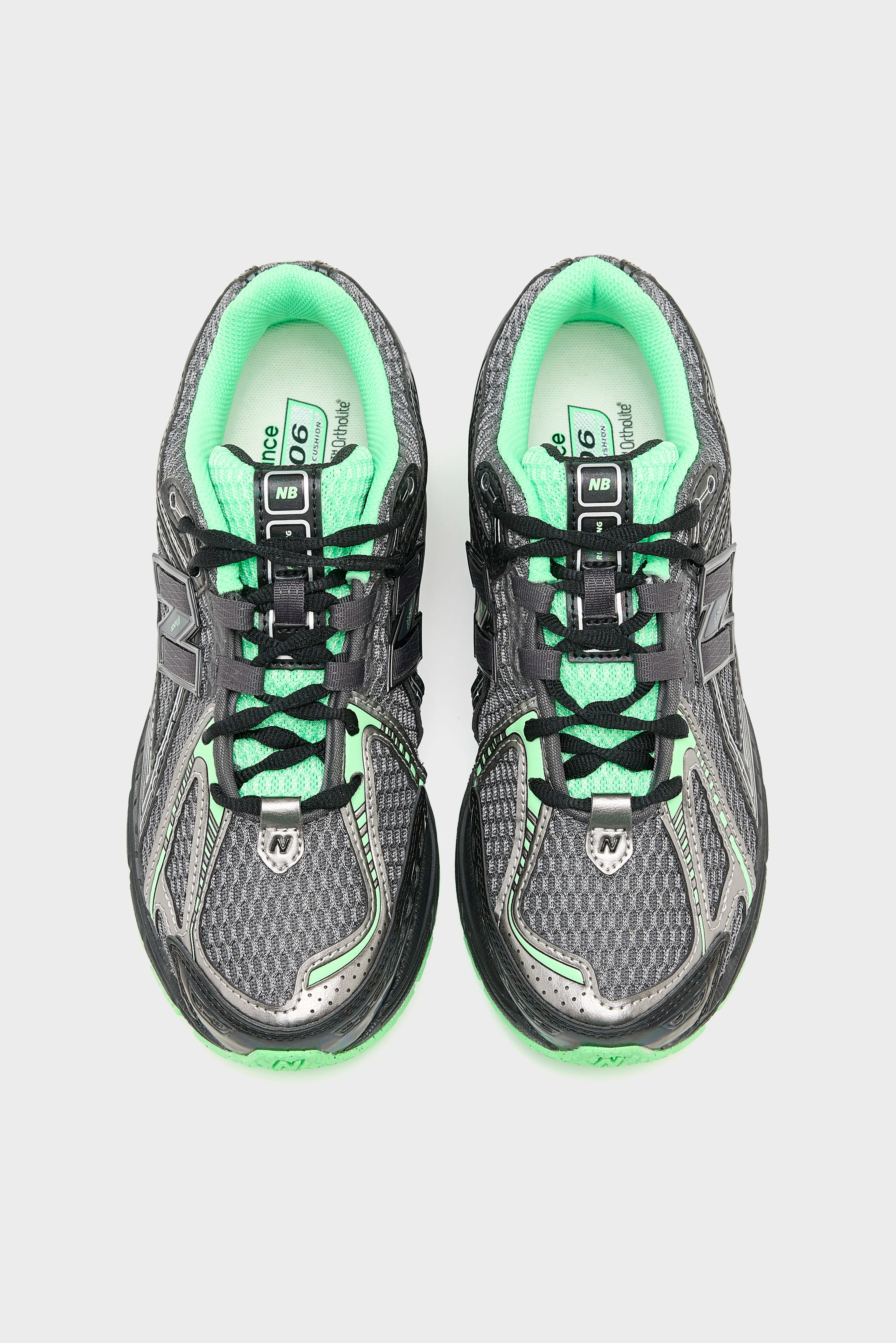 1906R for Women  (252 / W / BLACK)