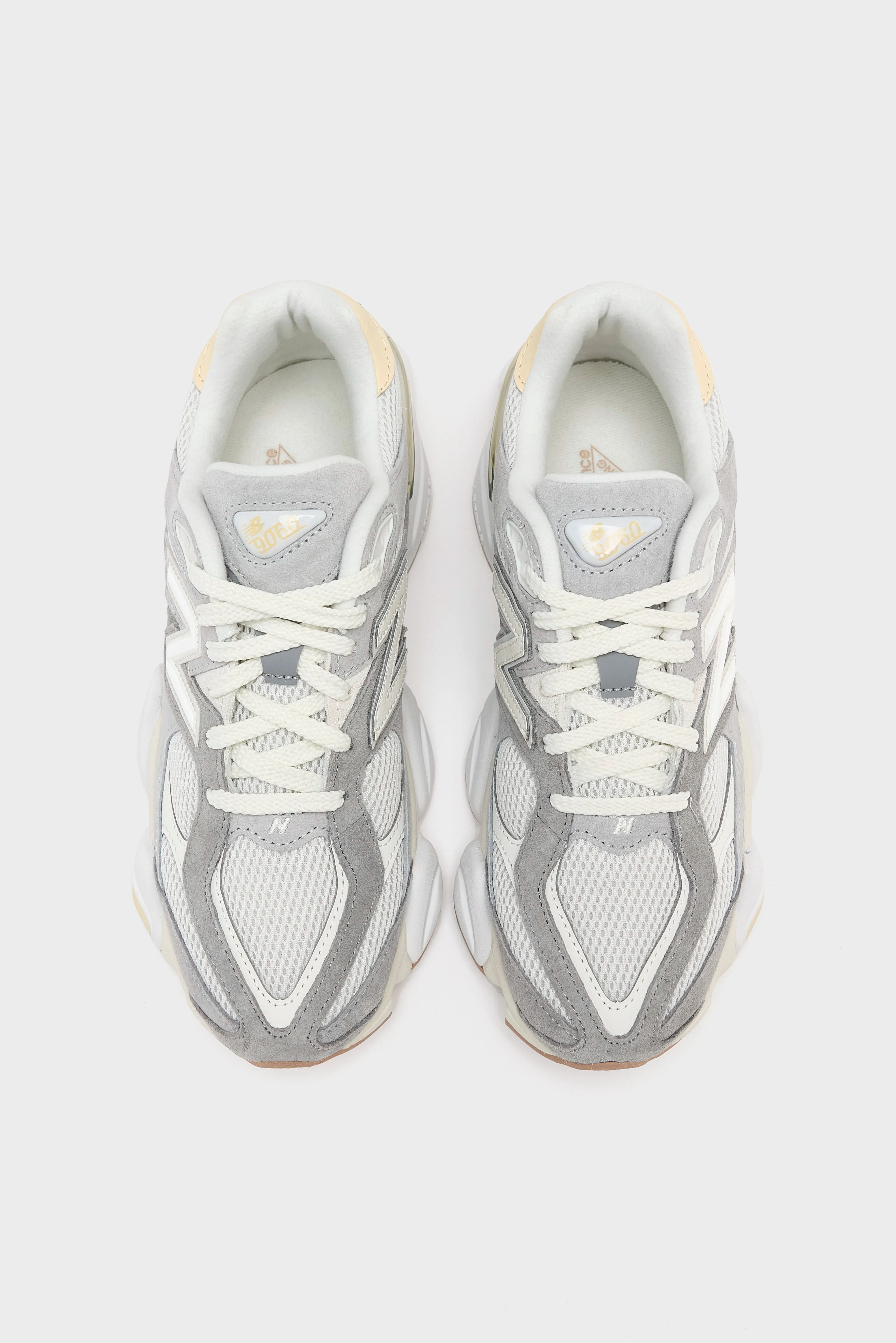 9060 pour Femmes (252 / W / GREY)