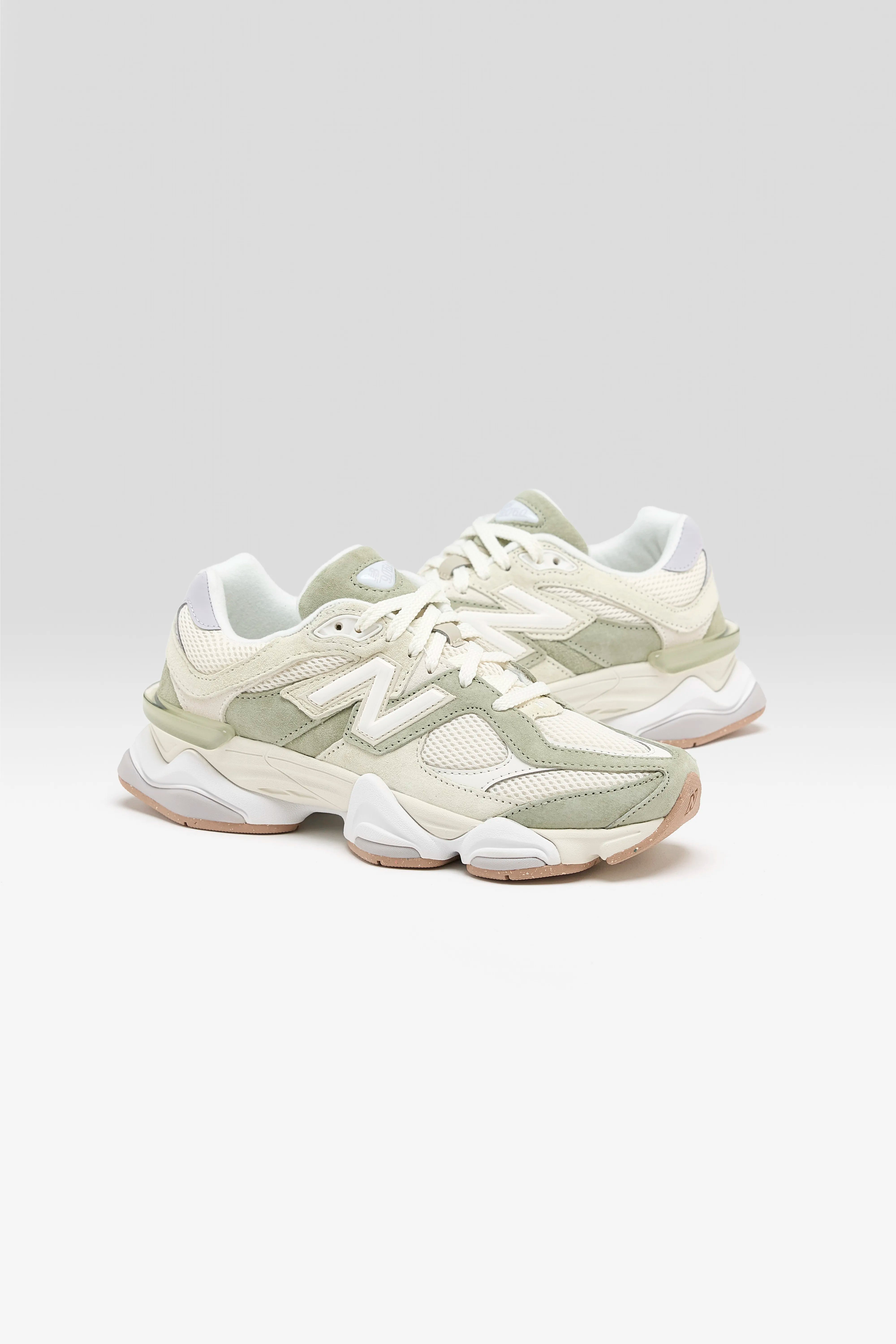 9060 for Women (252 / W / GREEN)