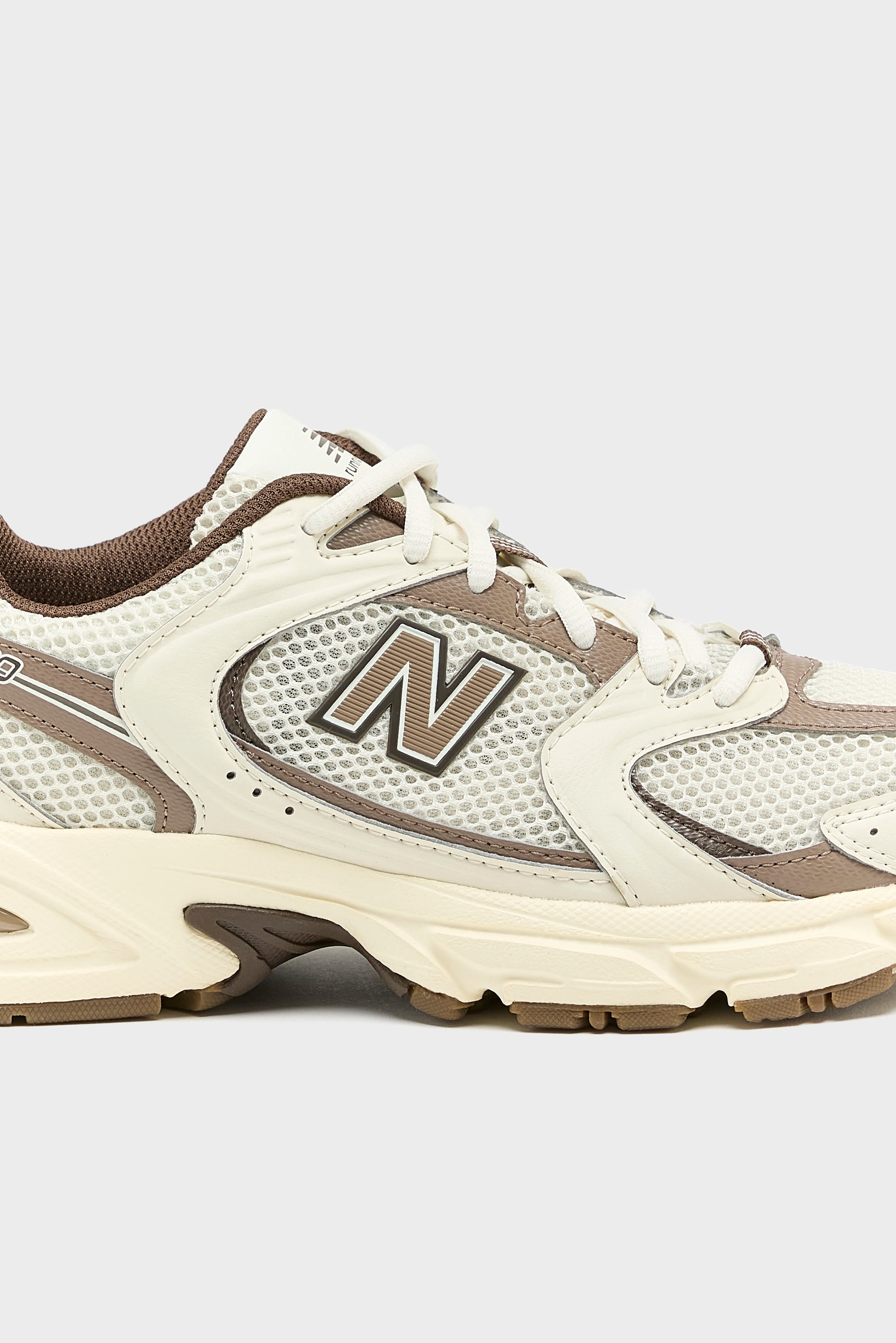 530 for Women  (252 / W / BROWN)