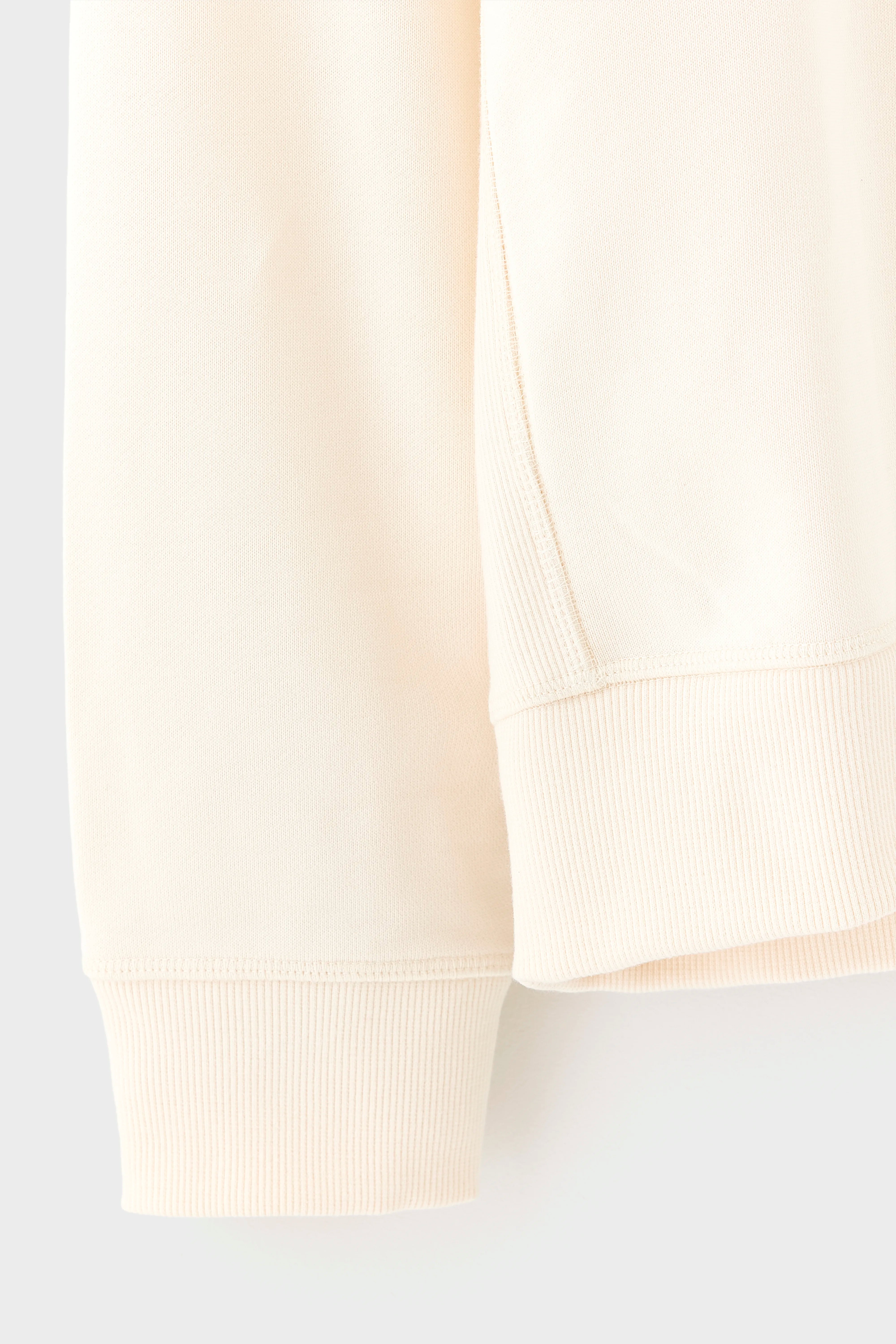 Athletics Premium Logo Crew Sweatshirt (252 / M / WHITE)