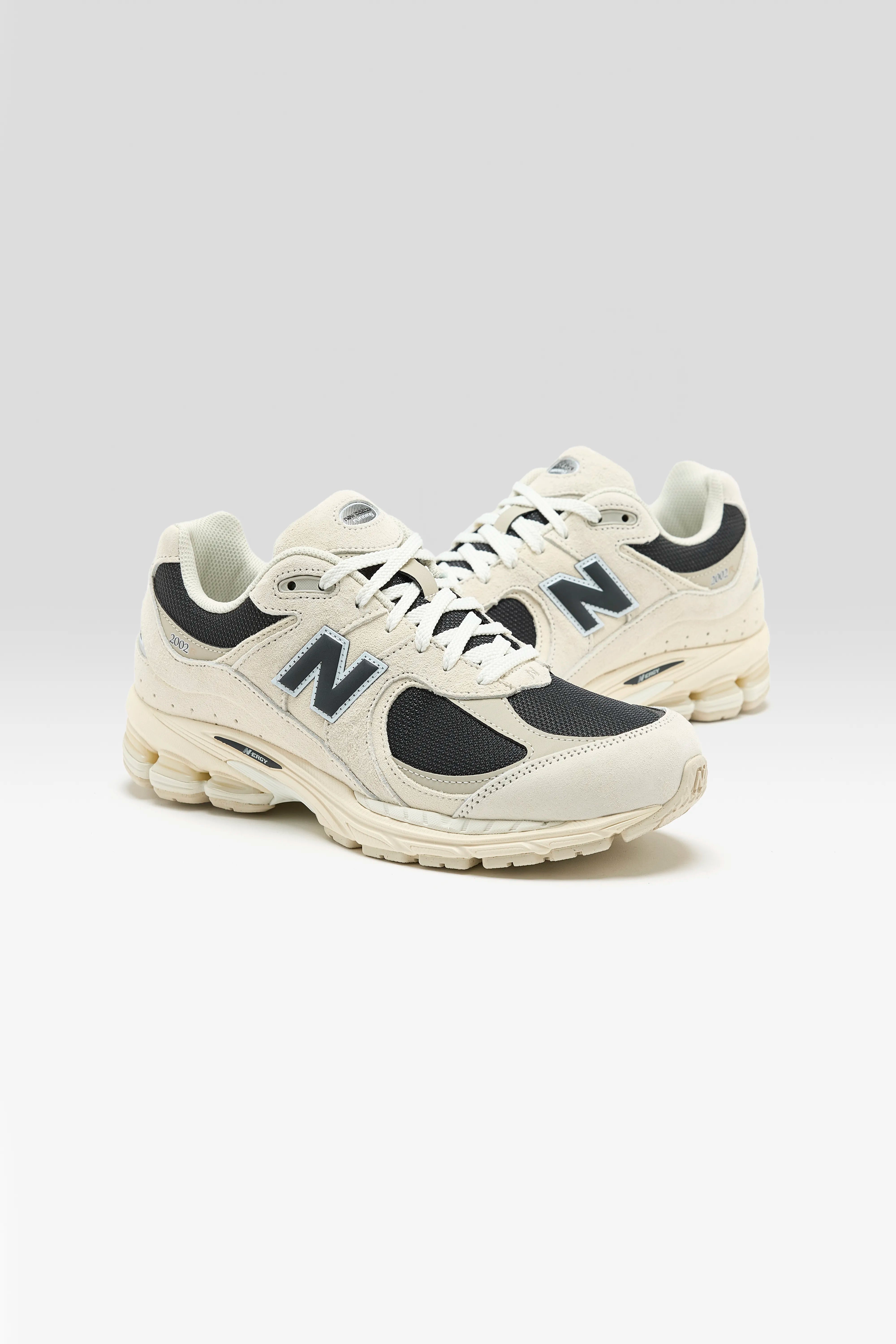 2002R voor Mannen (252 / M / WHITE)