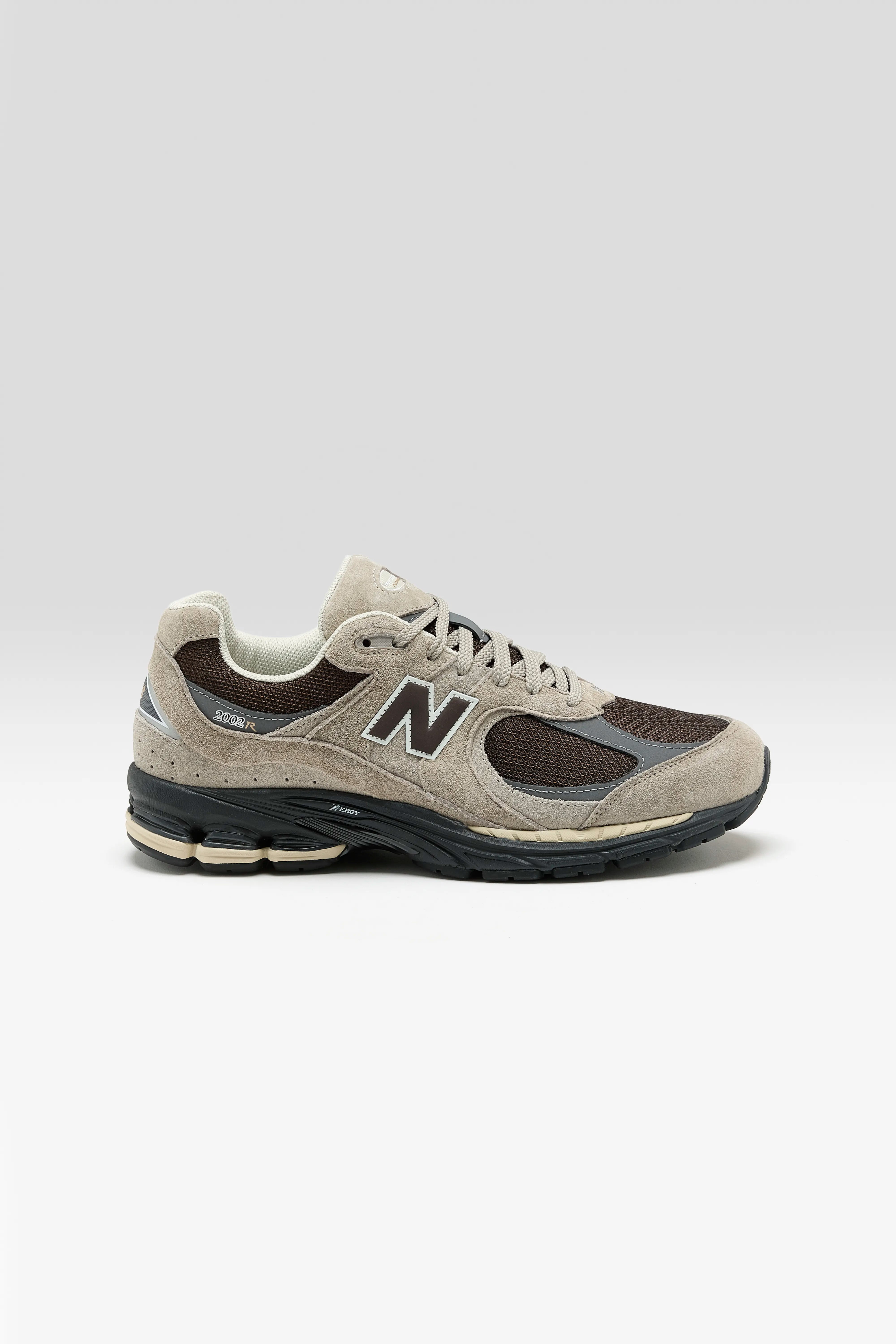 2002R voor Mannen (252 / M / BEIGE)