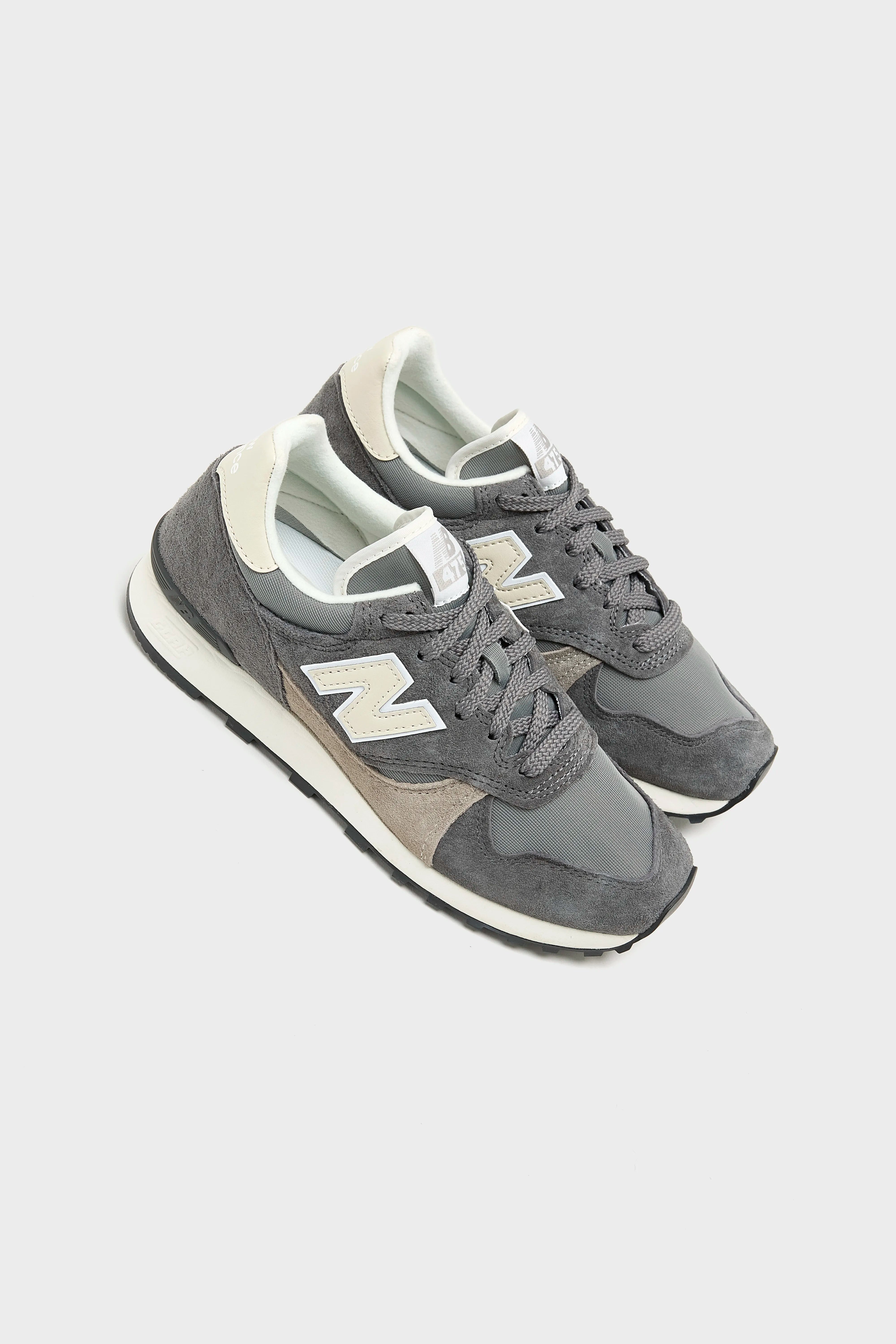 475 pour femmes (252 / W / GREY)