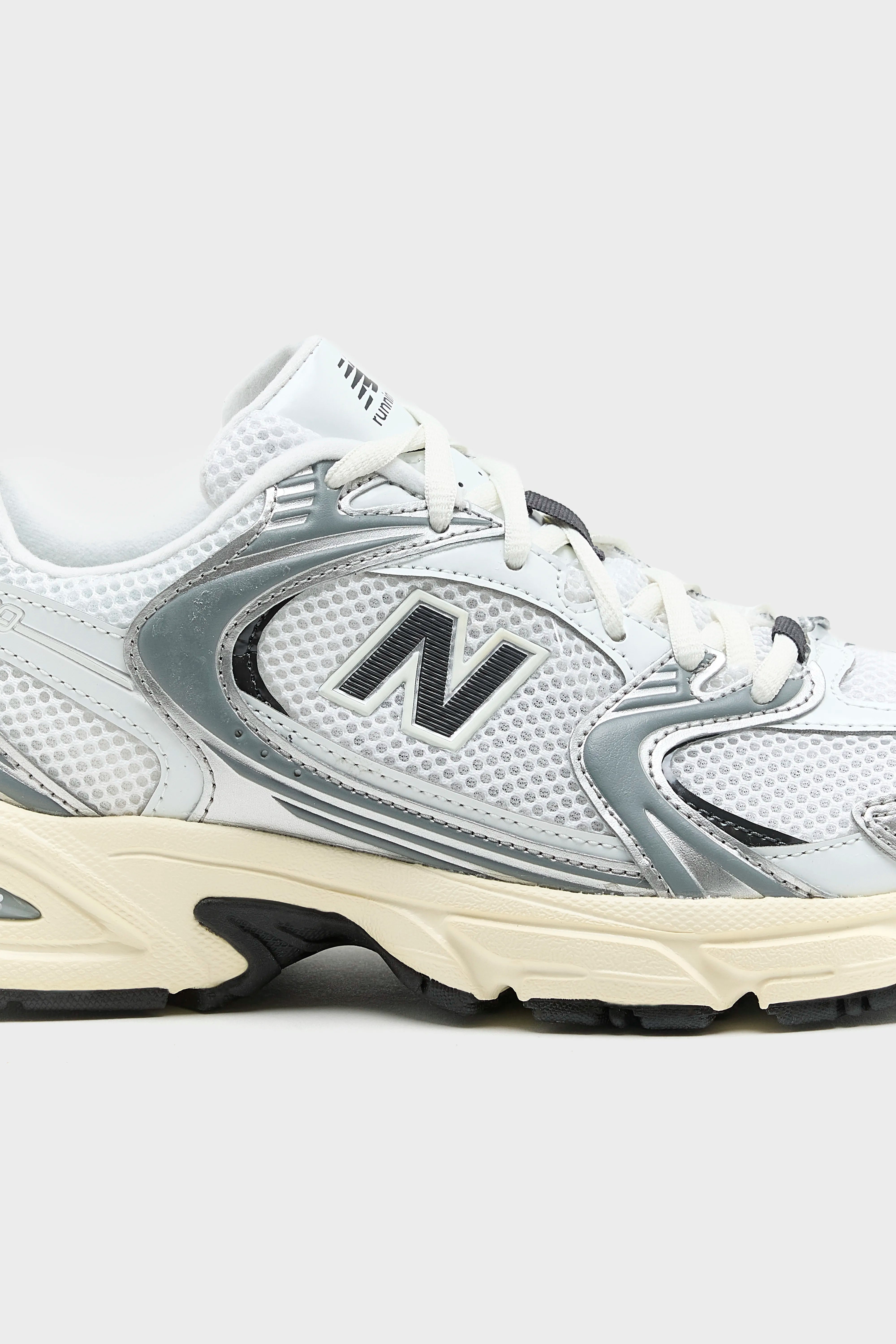 530 for Women  (252 / W / SILVER)