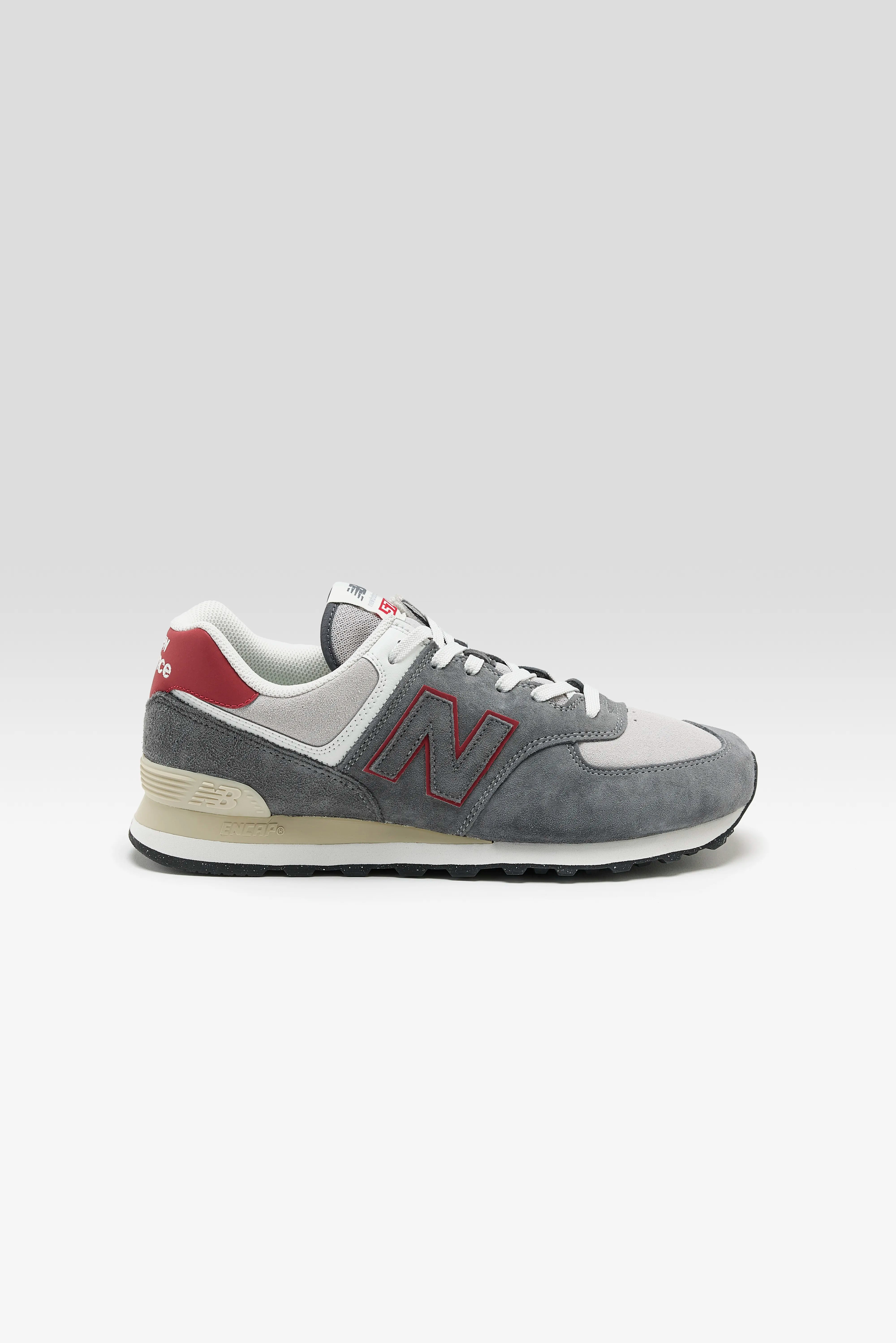 574 pour Hommes  (252 / M / GREY)