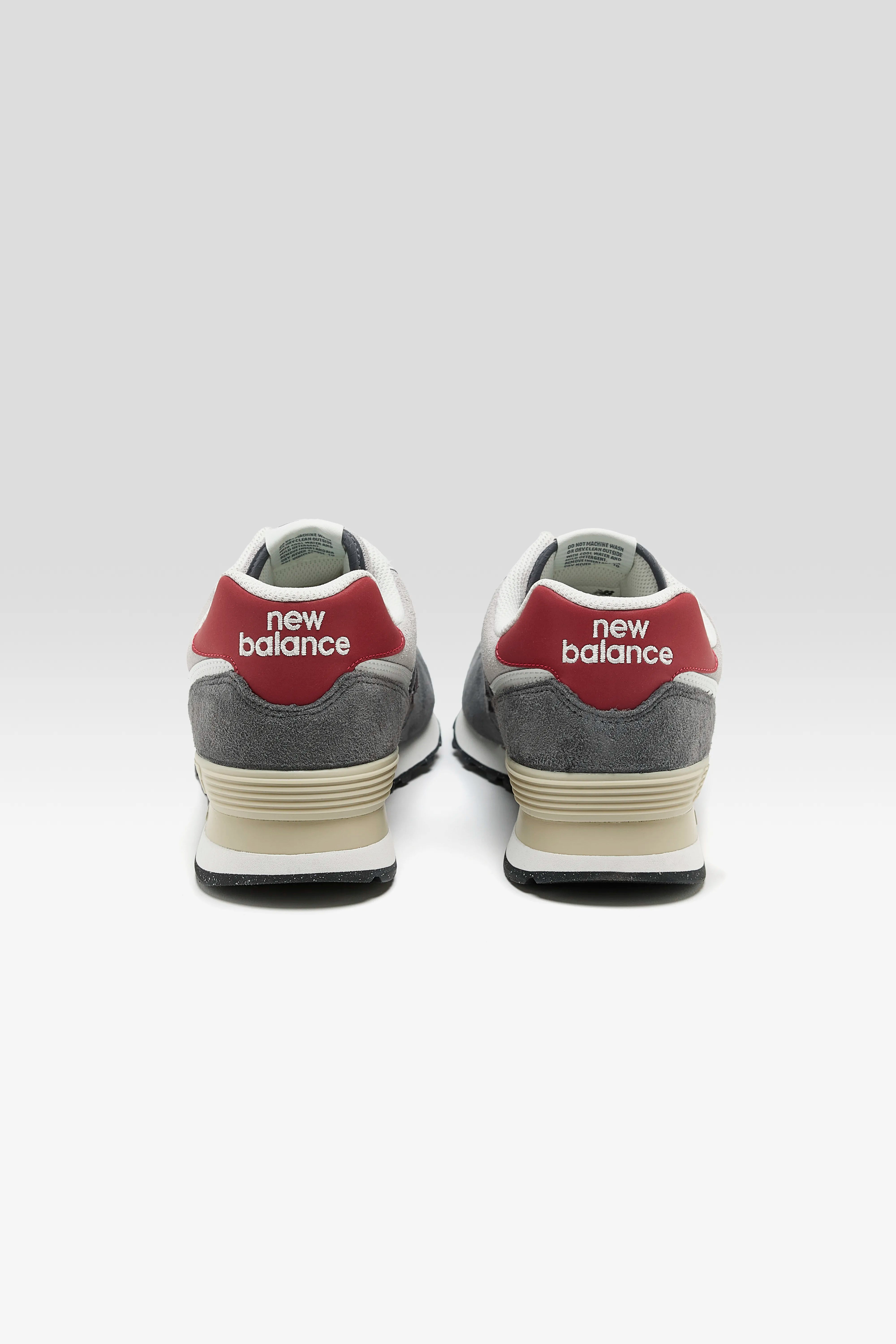 574 pour Hommes  (252 / M / GREY)