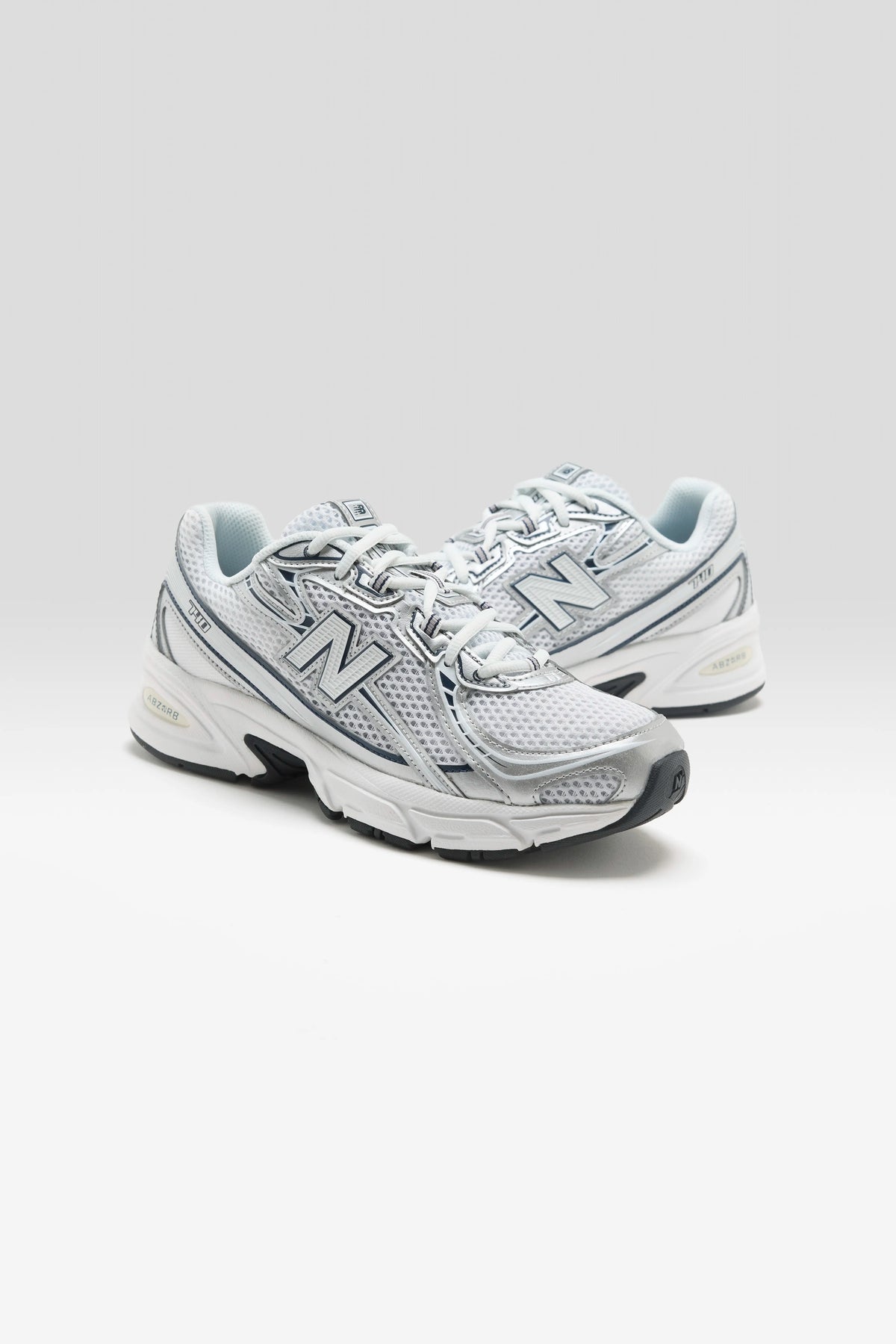 740 voor Dames (252 / W / GREY)