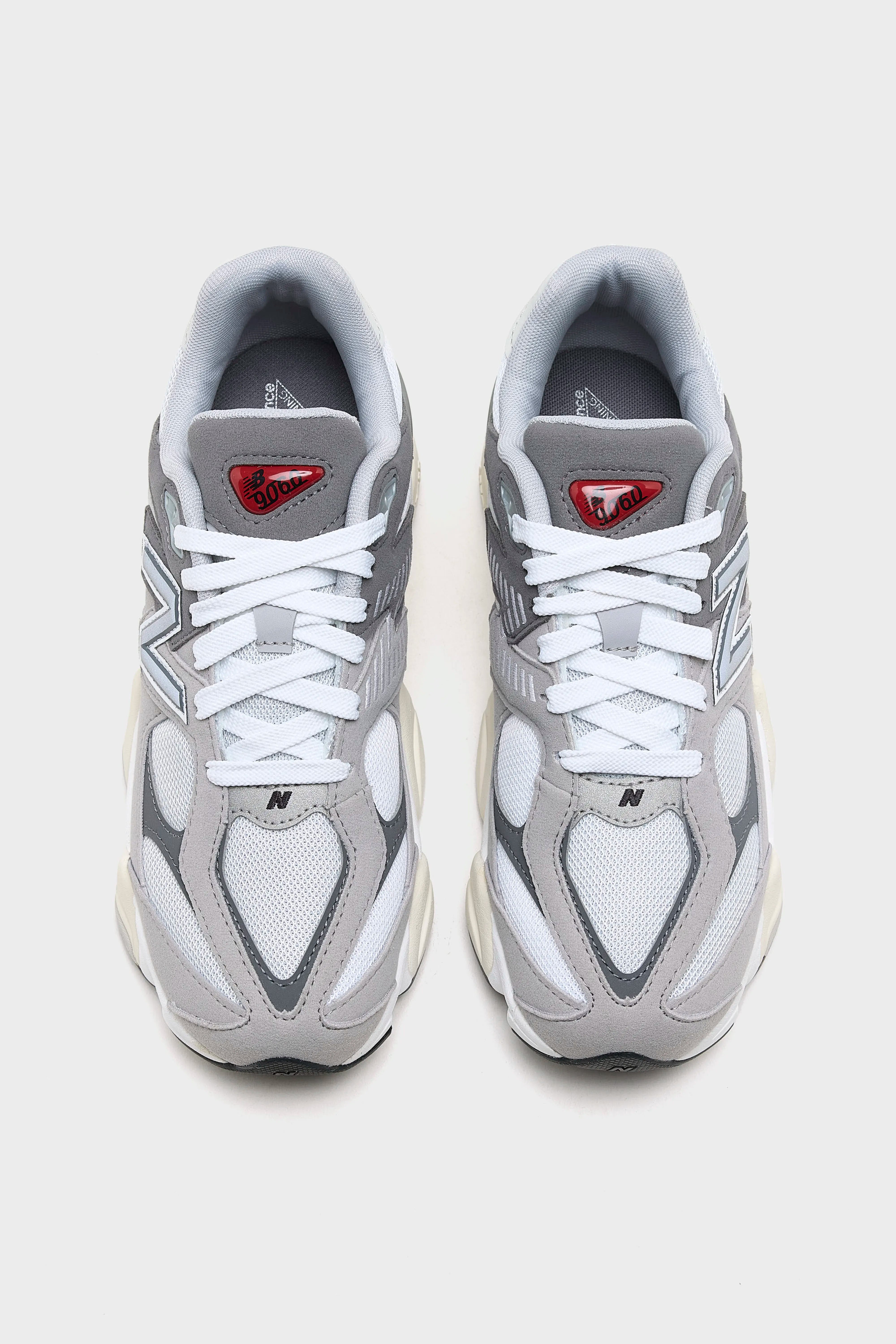 9060 for Juniors (261 / B / CLOUD)