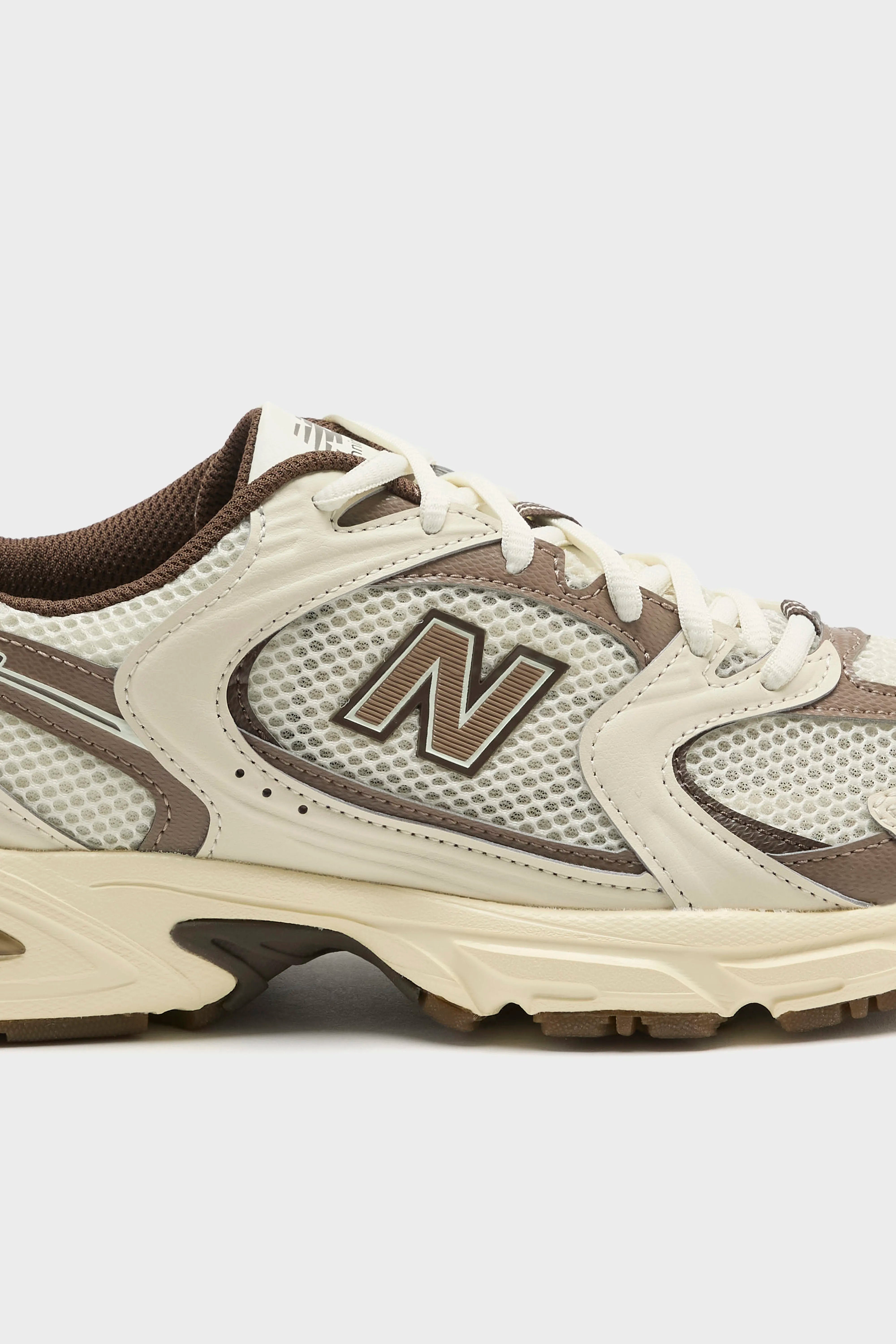 530 voor Vrouwen (261 / W / BEIGE)