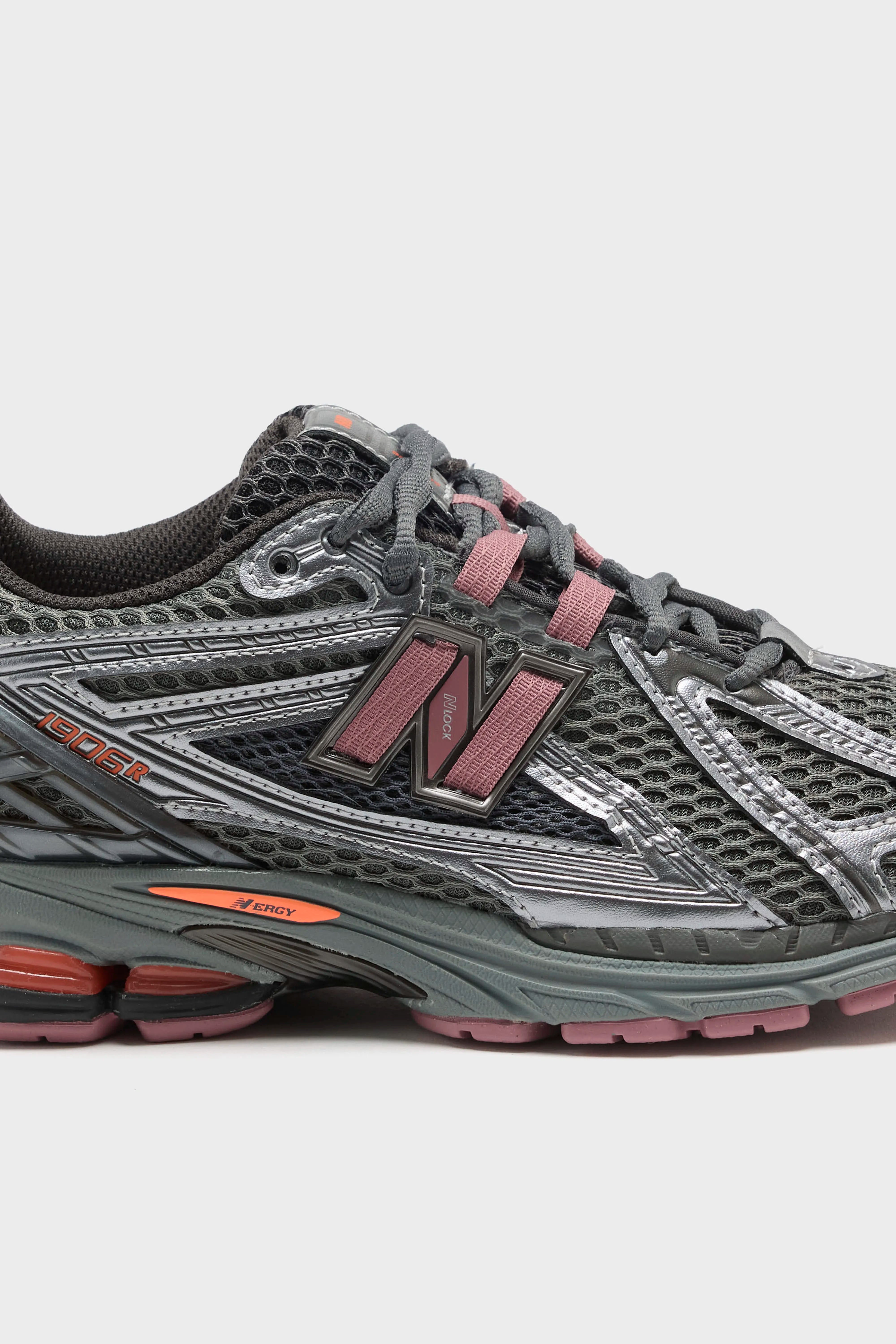 1906R for Women (261 / W / ROSEWOOD)