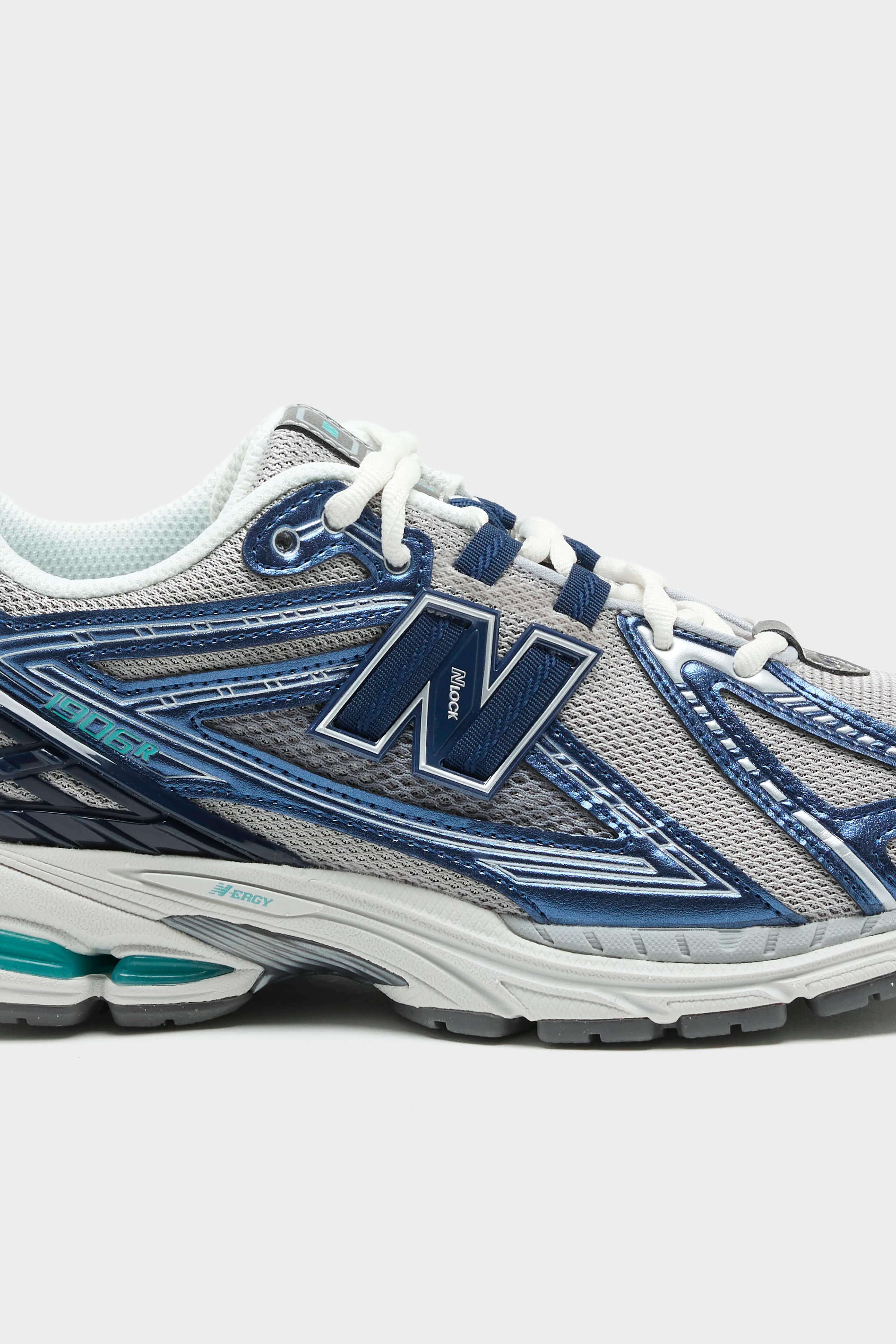 1906R for Women (261 / W / METAL BLUE)
