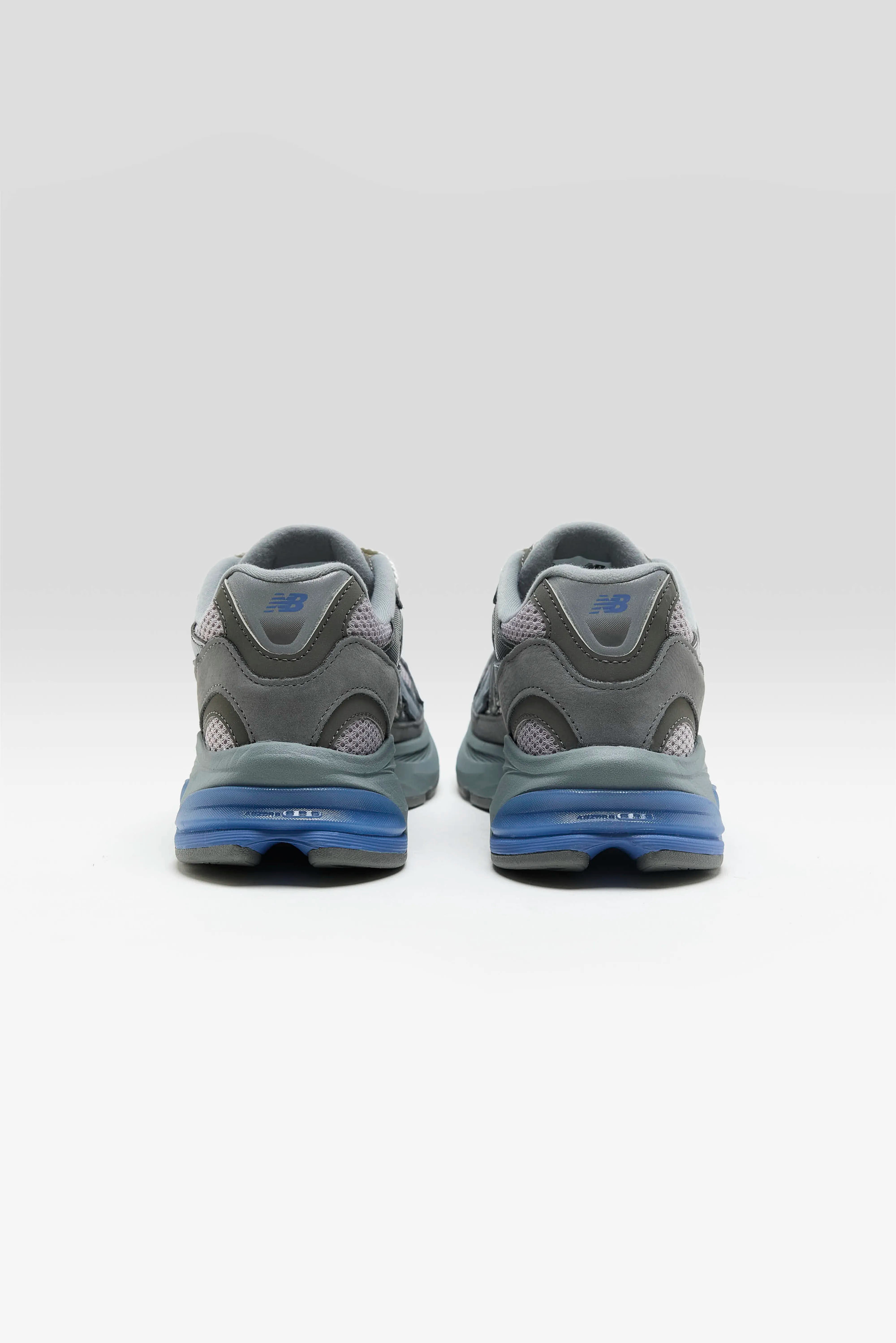 2010 voor Dames (261 / W / GREY)