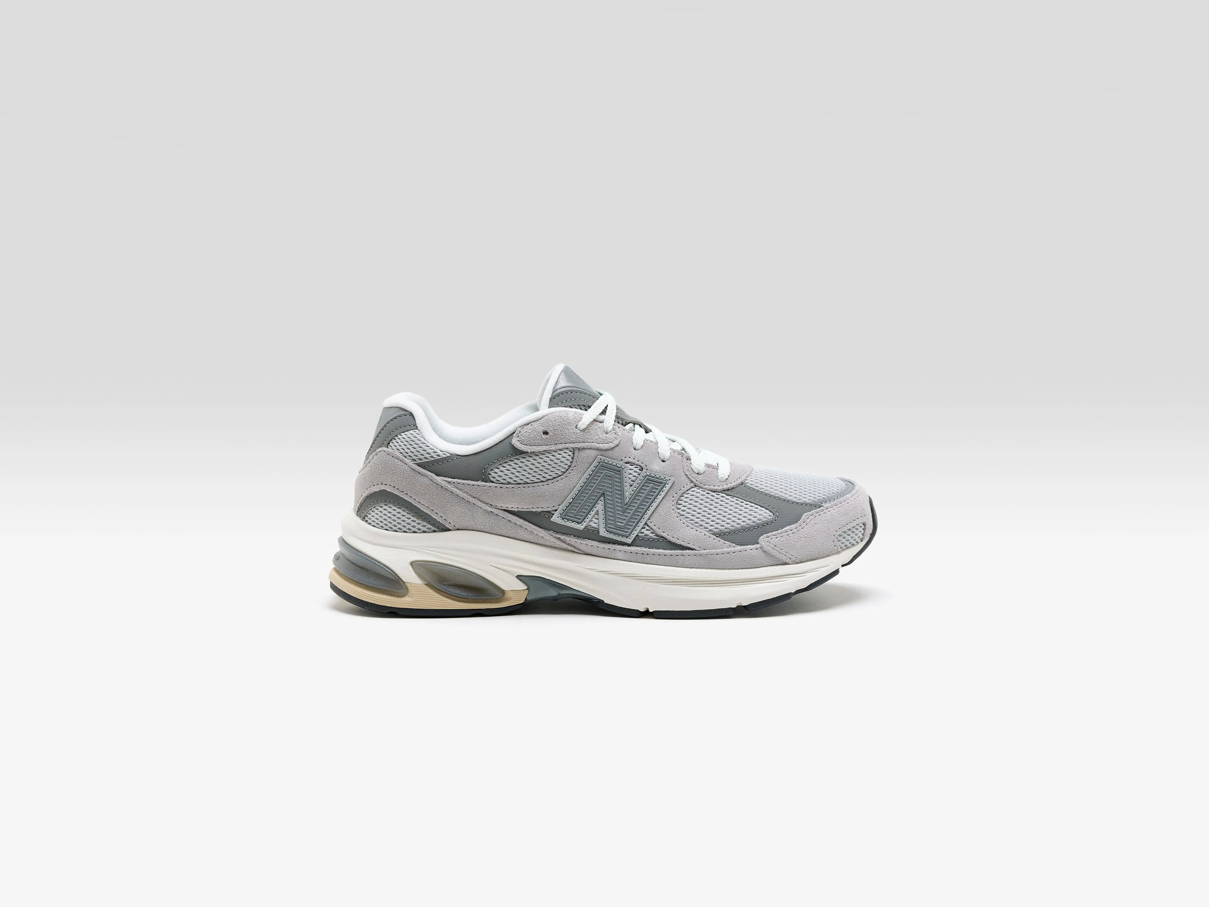 2010 for Men (261 / M / CLOUD)