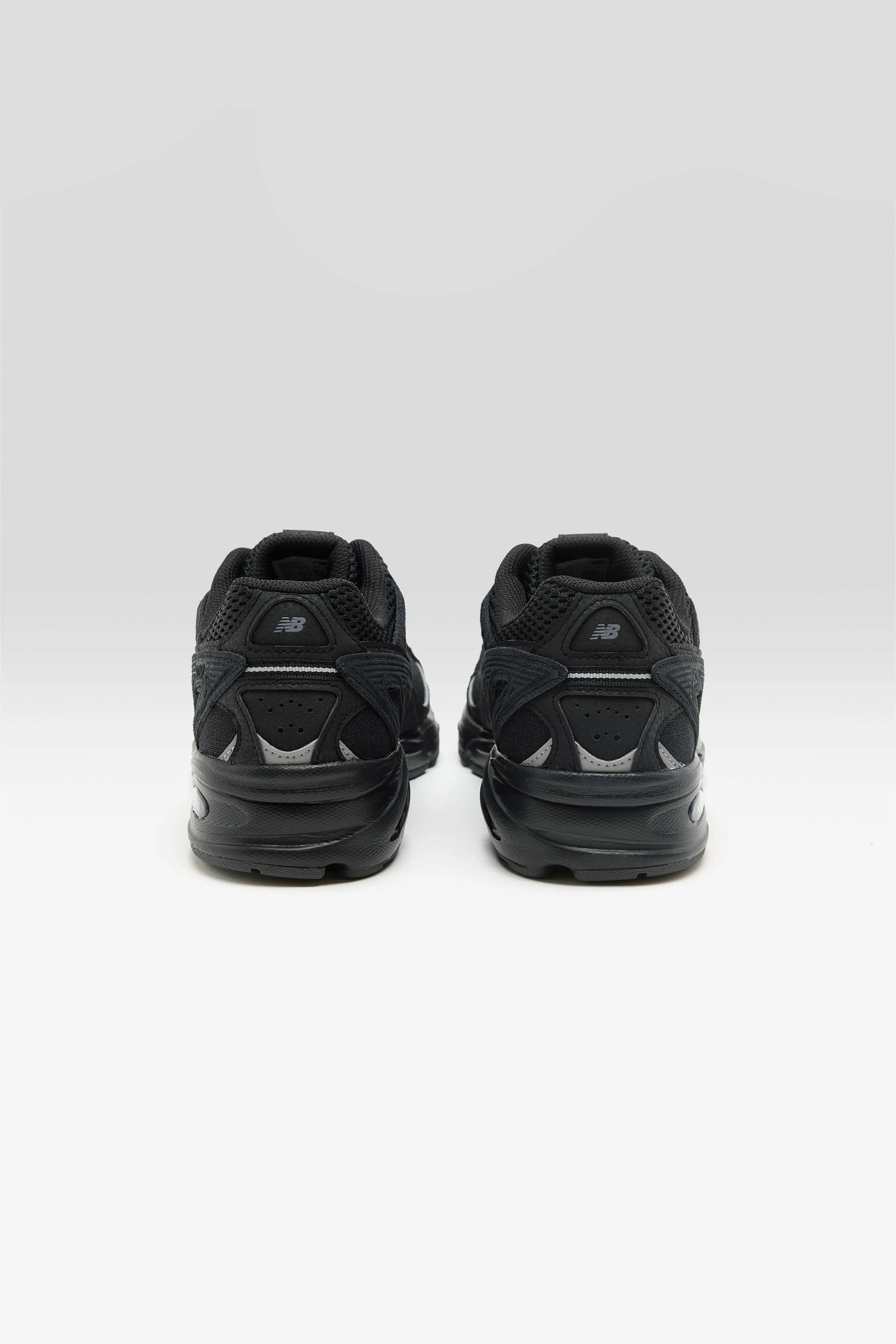 509 for Men (261 / M / BLACK)