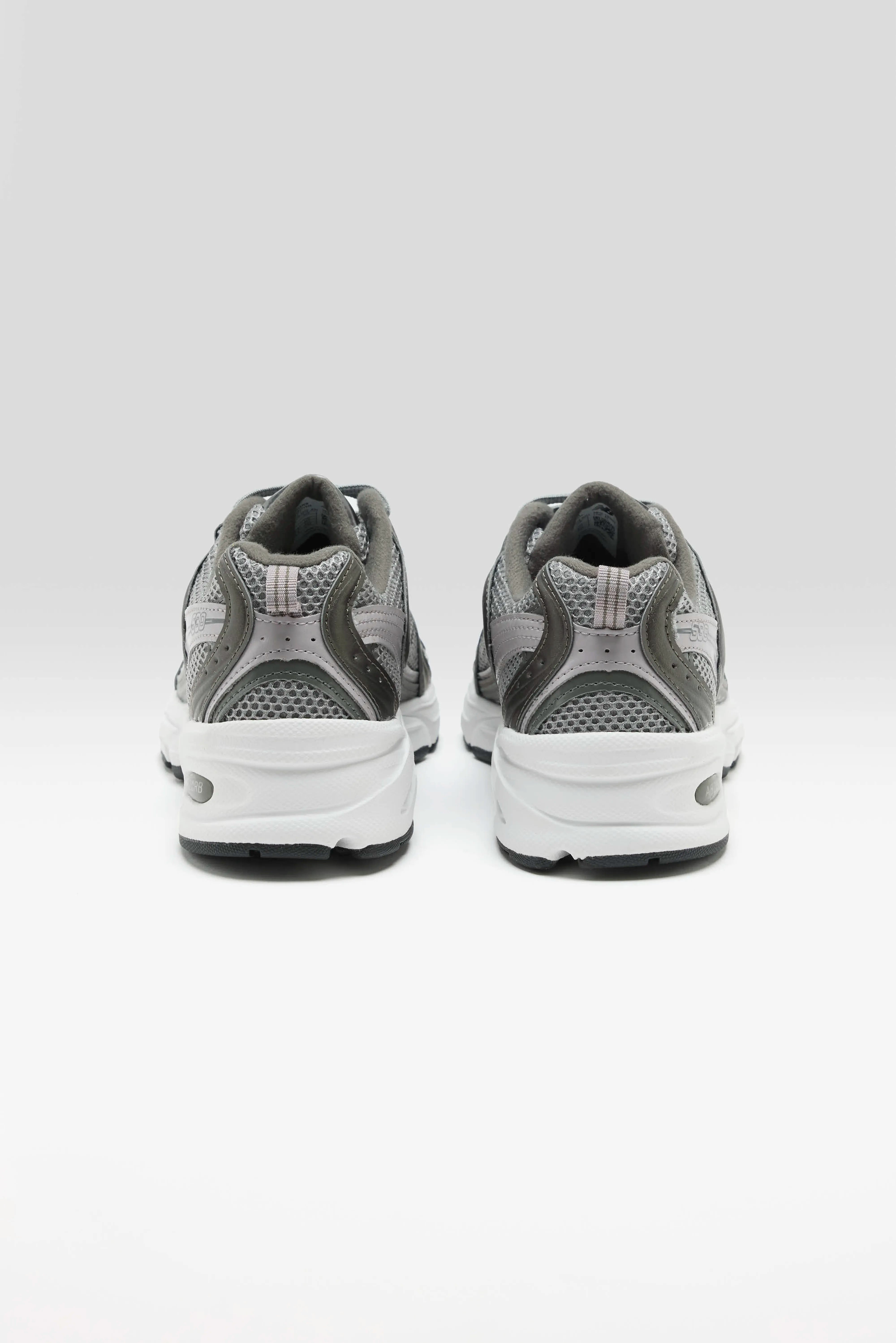 530 voor dames (261 / W / GUN METAL)
