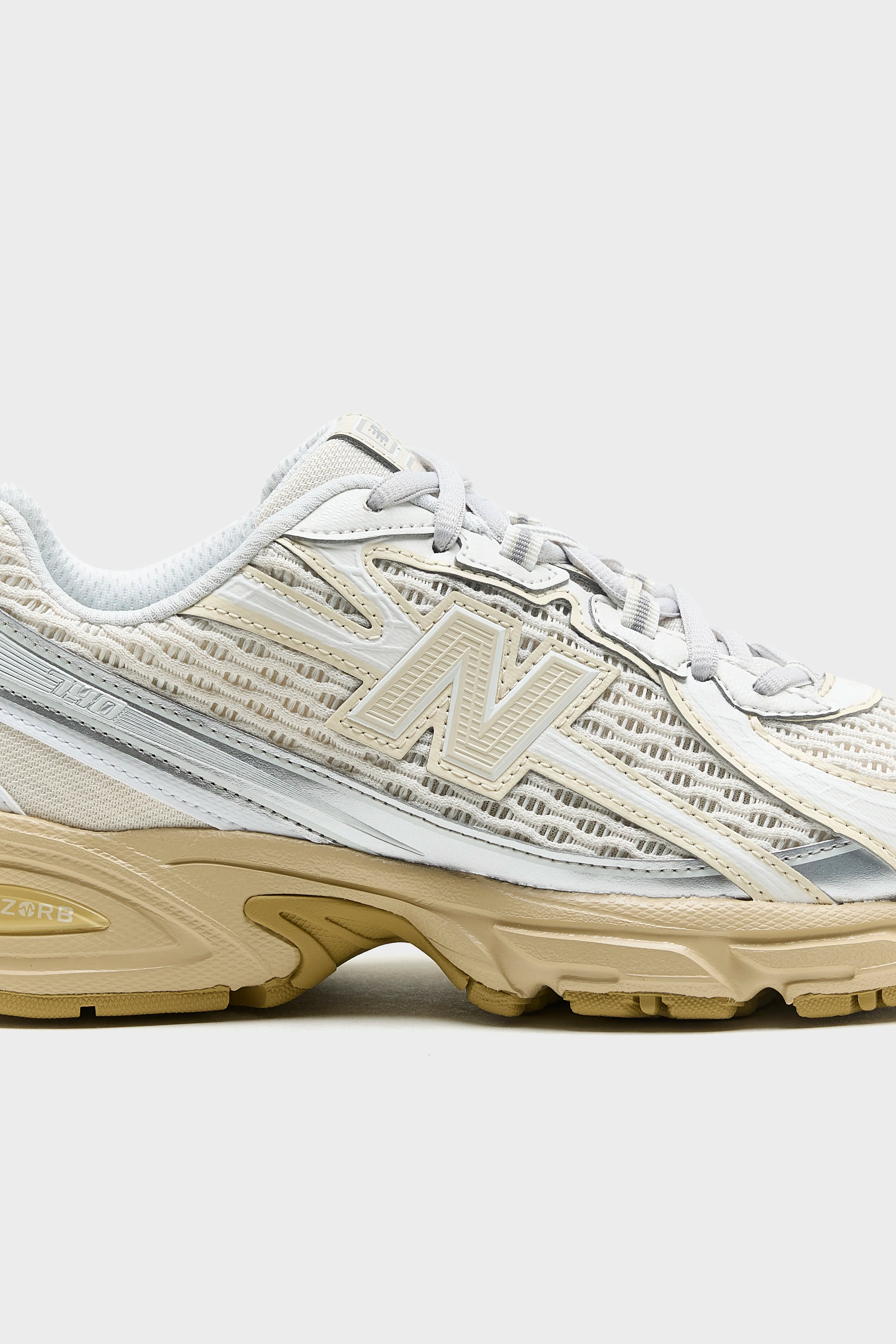 740 pour Femme (261 / W / OFF WHITE)