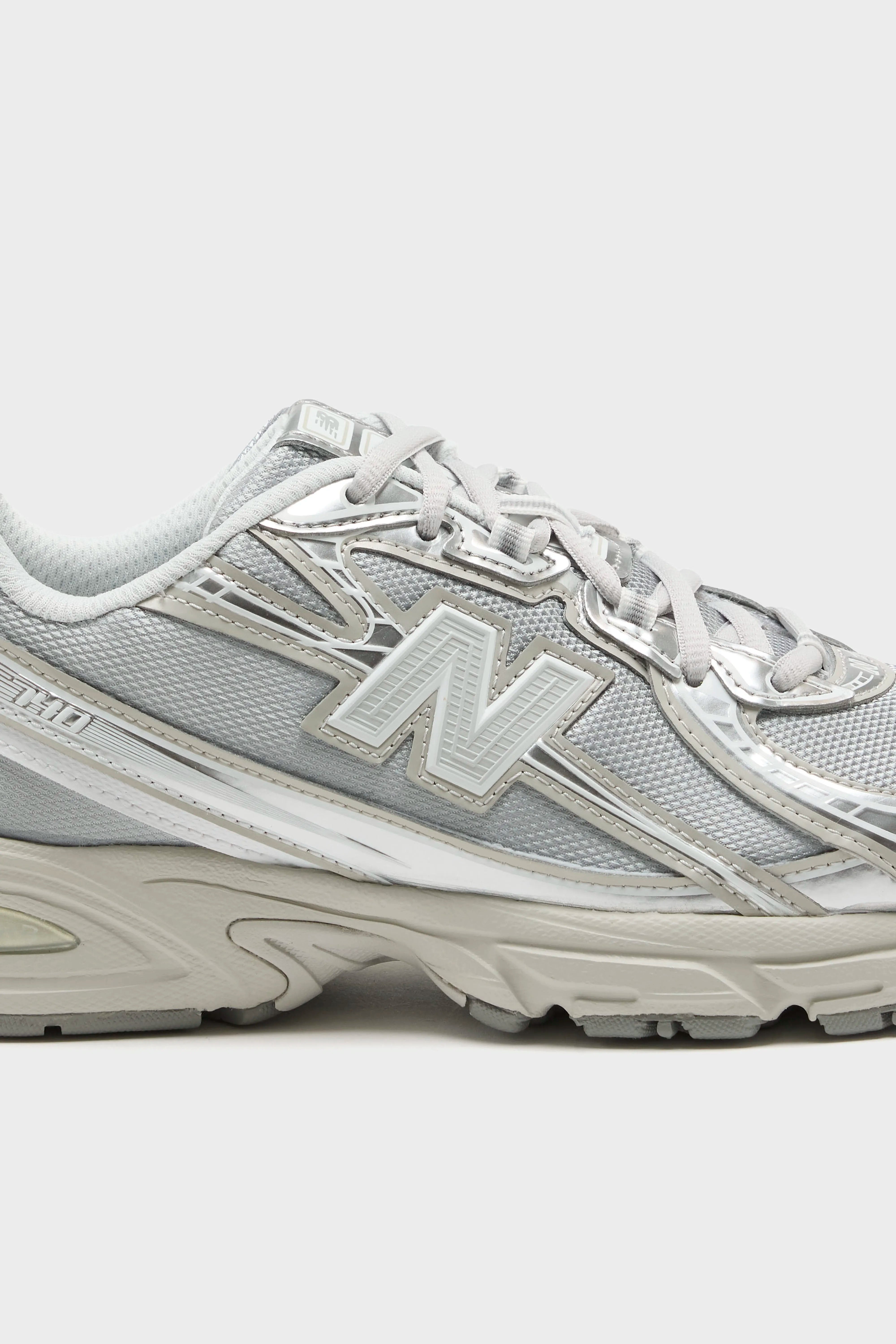 740 for Women (261 / W / SILVER)