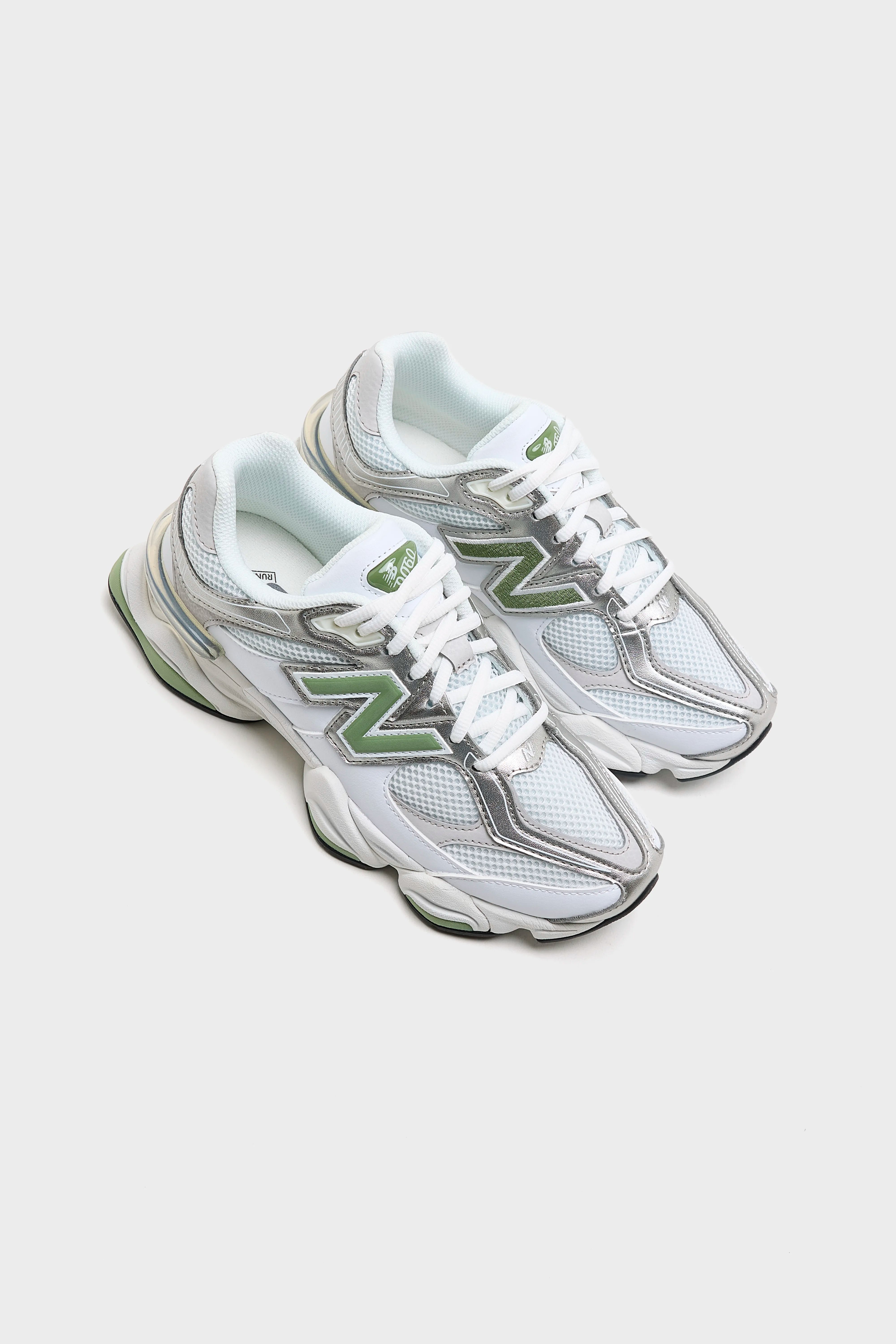 9060 voor dames (261 / W / OREGANO)