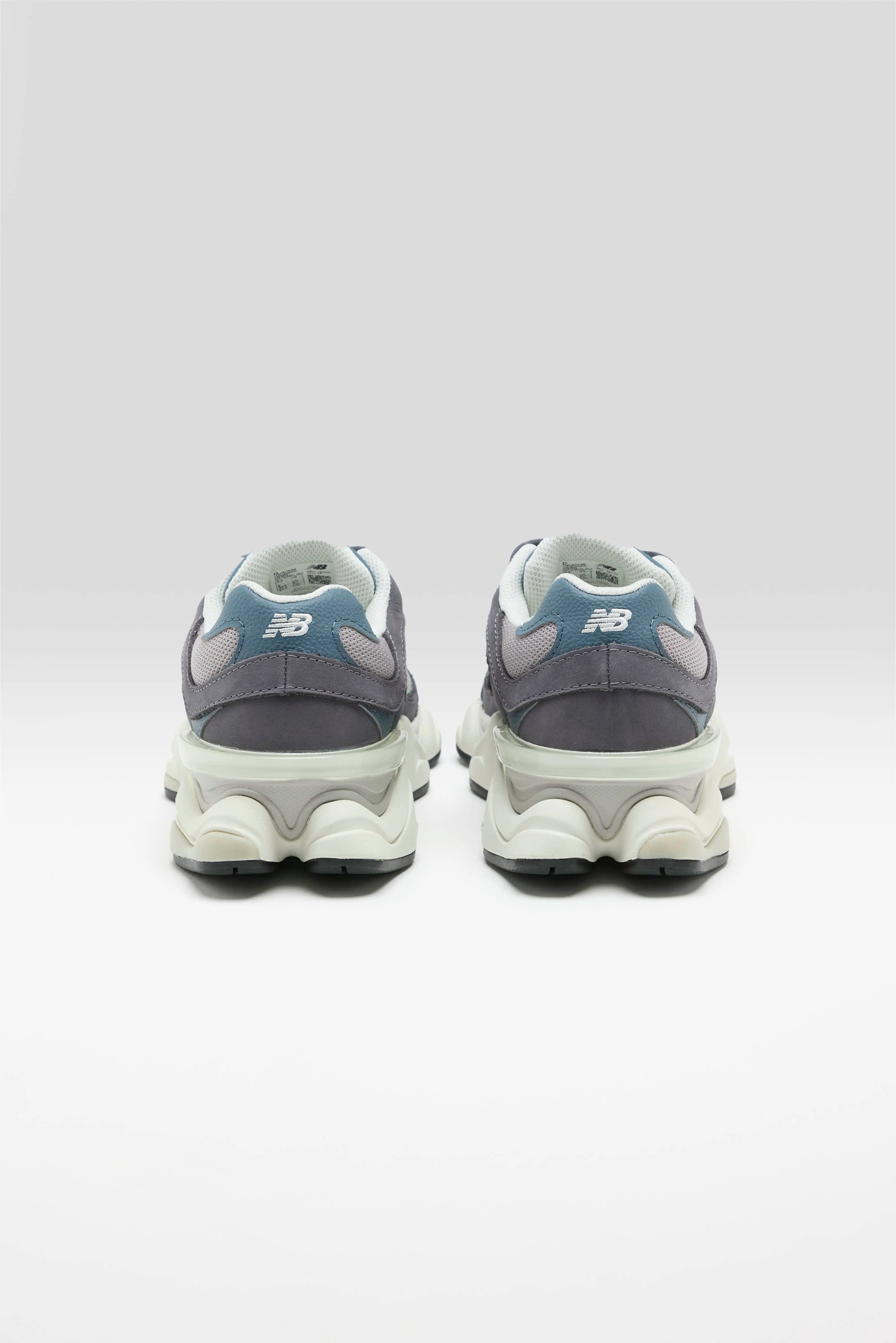 9060 voor dames (261 / W / NIGHT SHADOW)