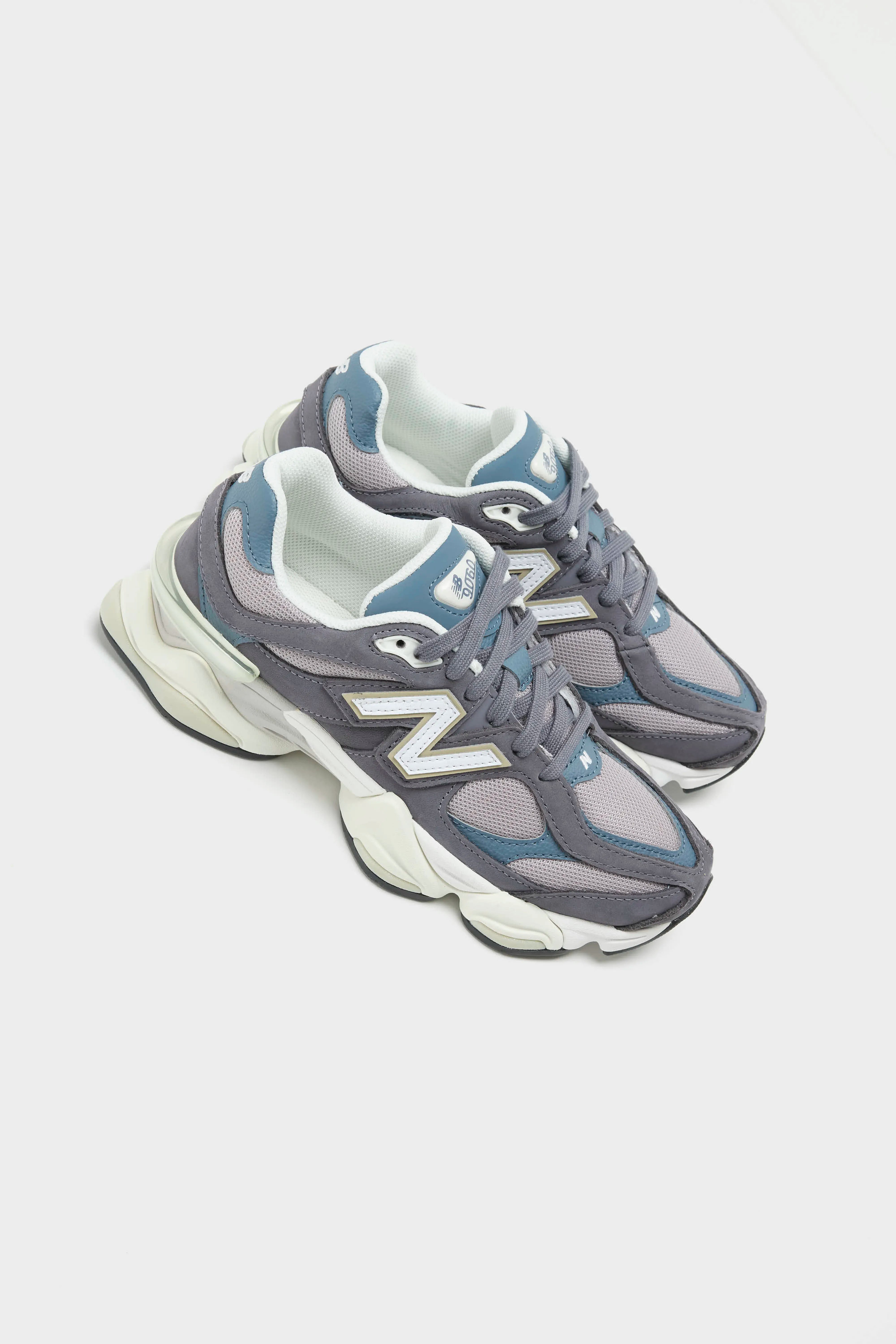 9060 pour Femmes (261 / W / NIGHT SHADOW)