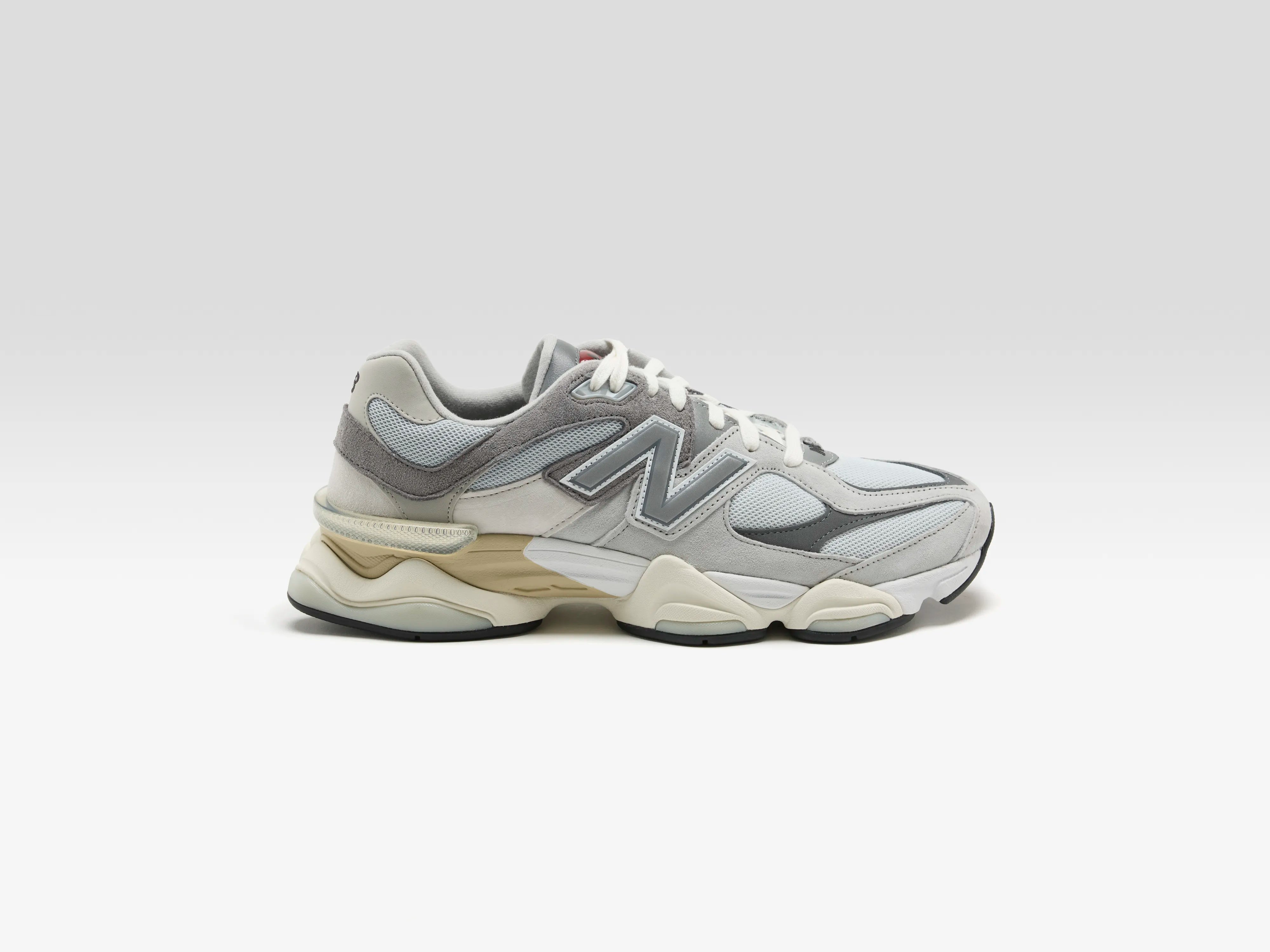 9060 voor heren (261 / M / CLOUD)