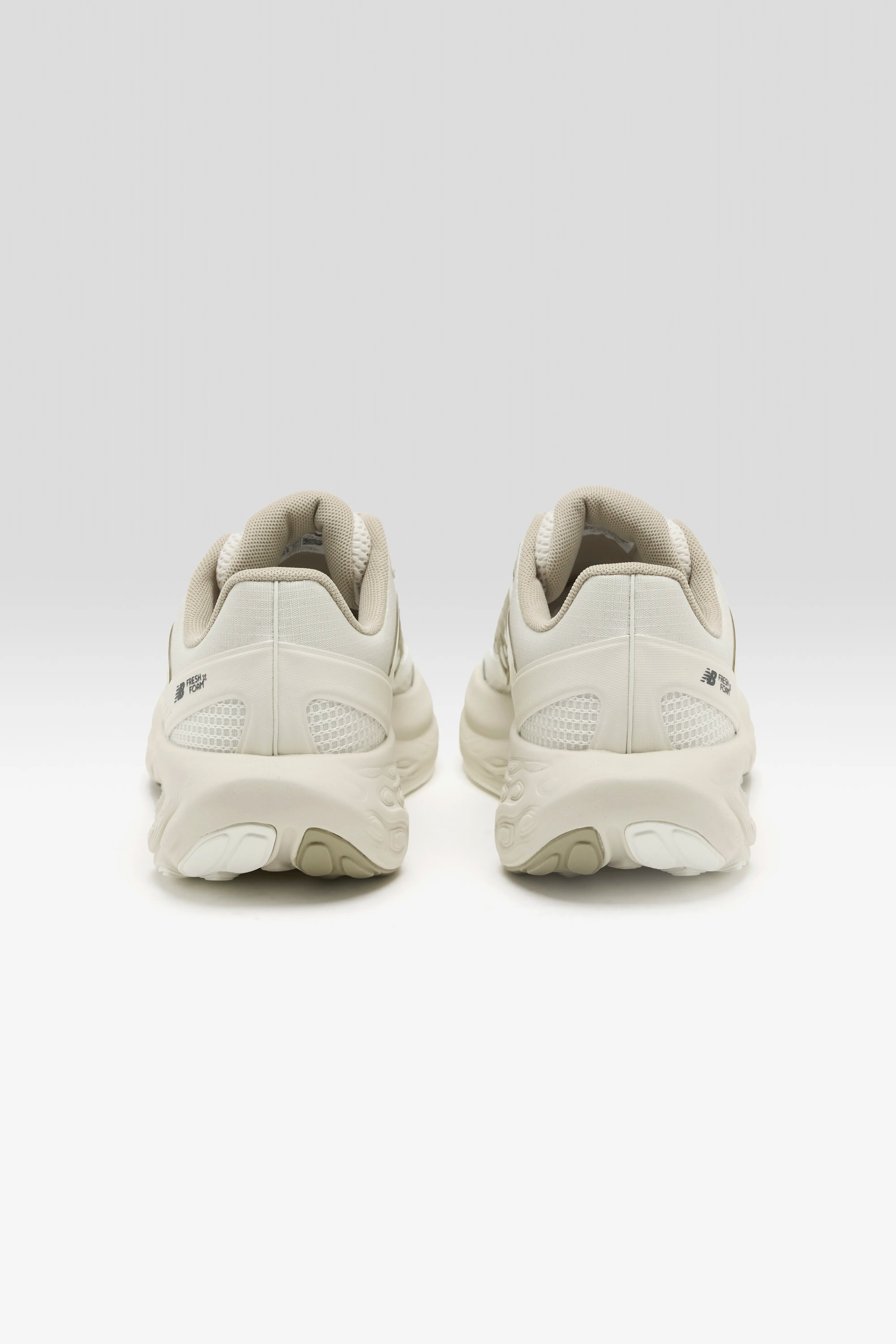 Baskets Fresh Foam pour Femme (261 / W / OFF WHITE)