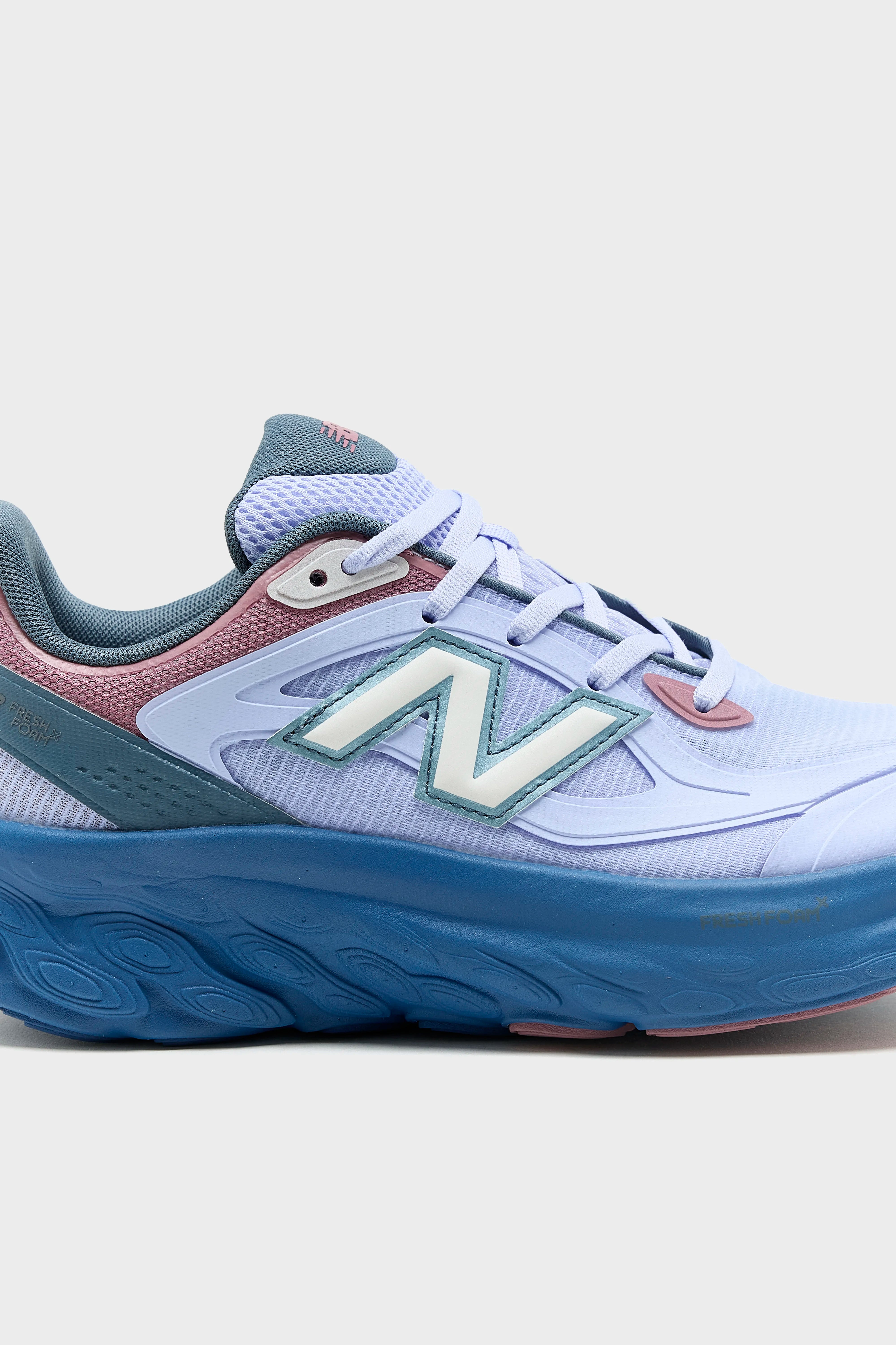 Baskets Fresh Foam pour Femme (261 / W / BLUE)