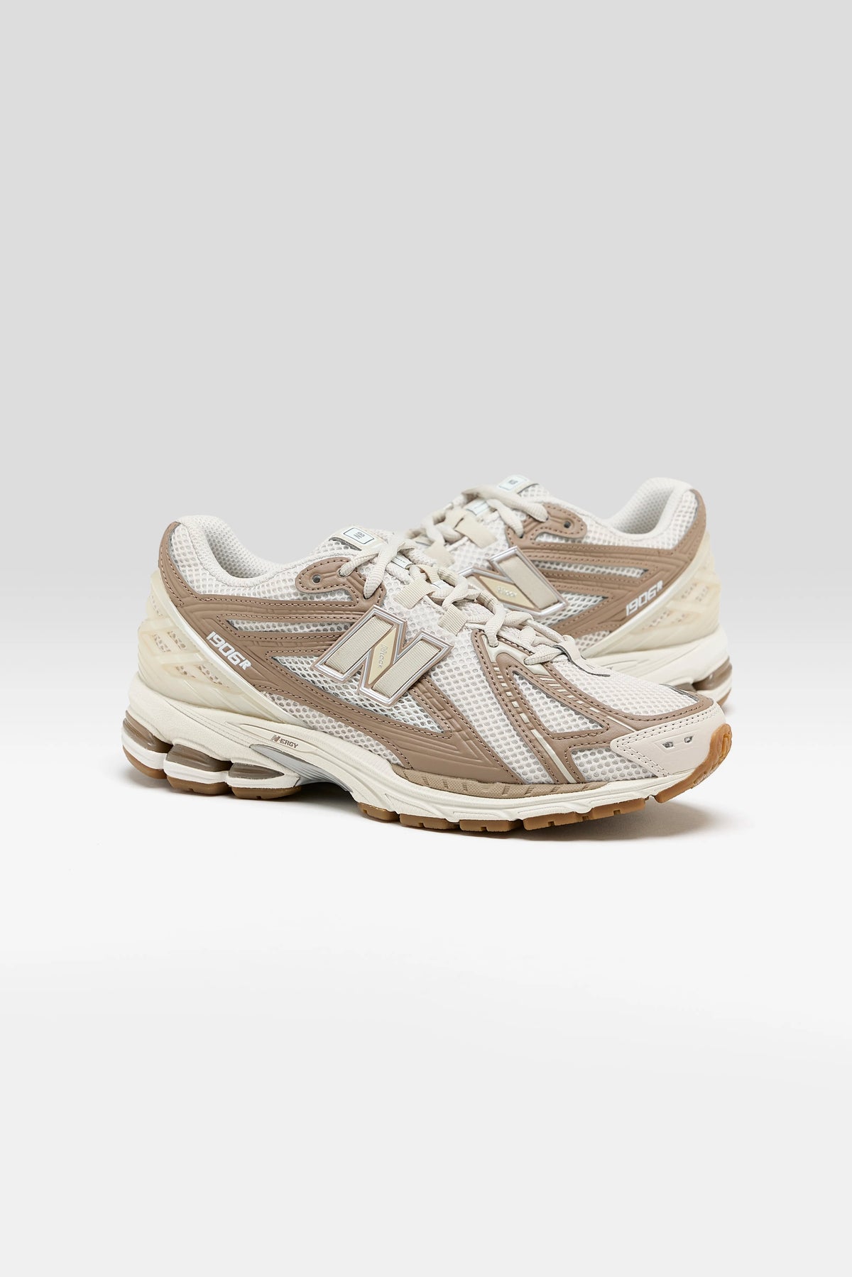1906R for Women (262 / W / BROWN)