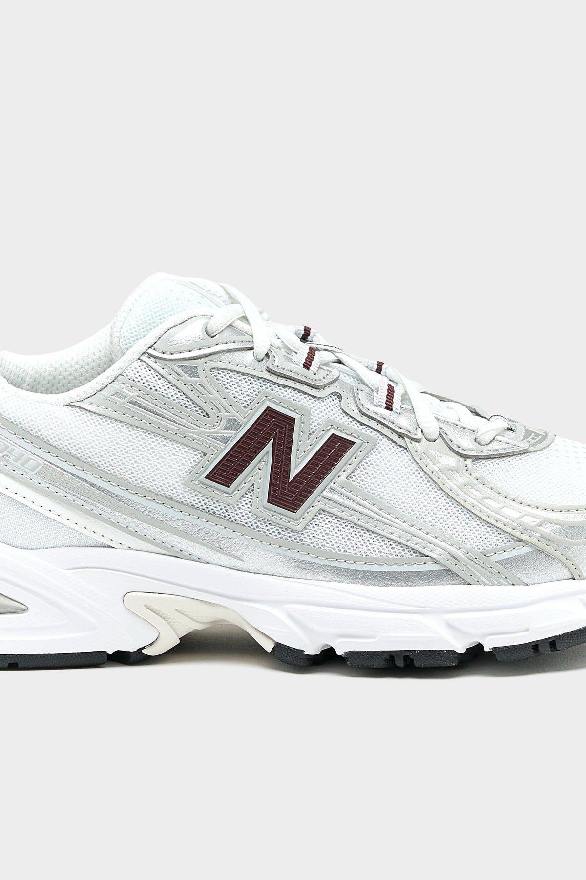 740 for Women (262 / W / BROWN)