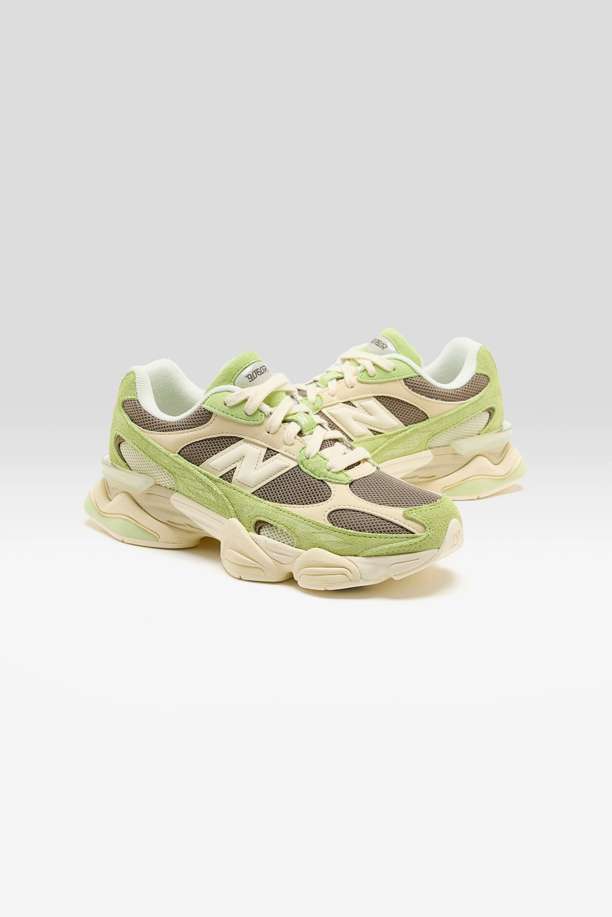 9060 voor Dames (262 / W / GREEN)