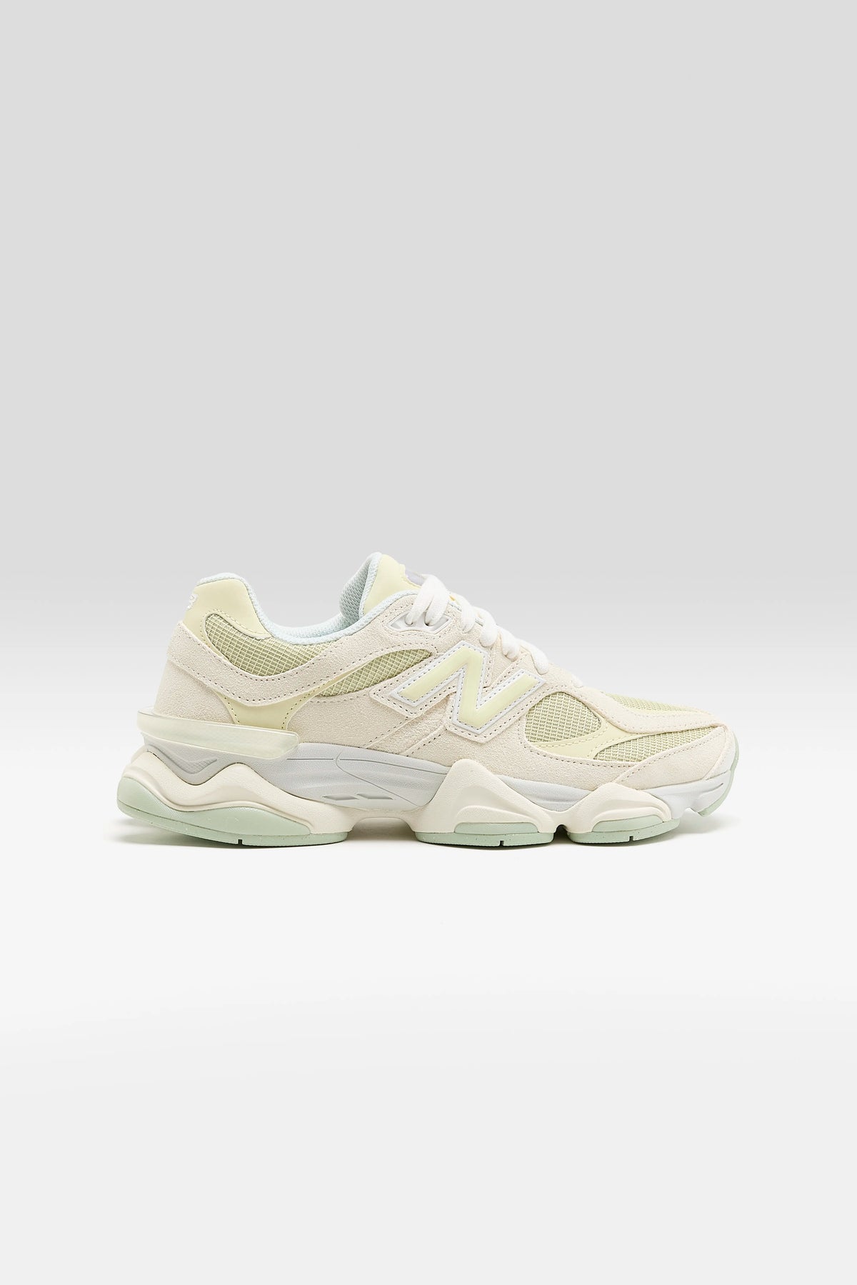 9060 for Women (262 / W / BEIGE)