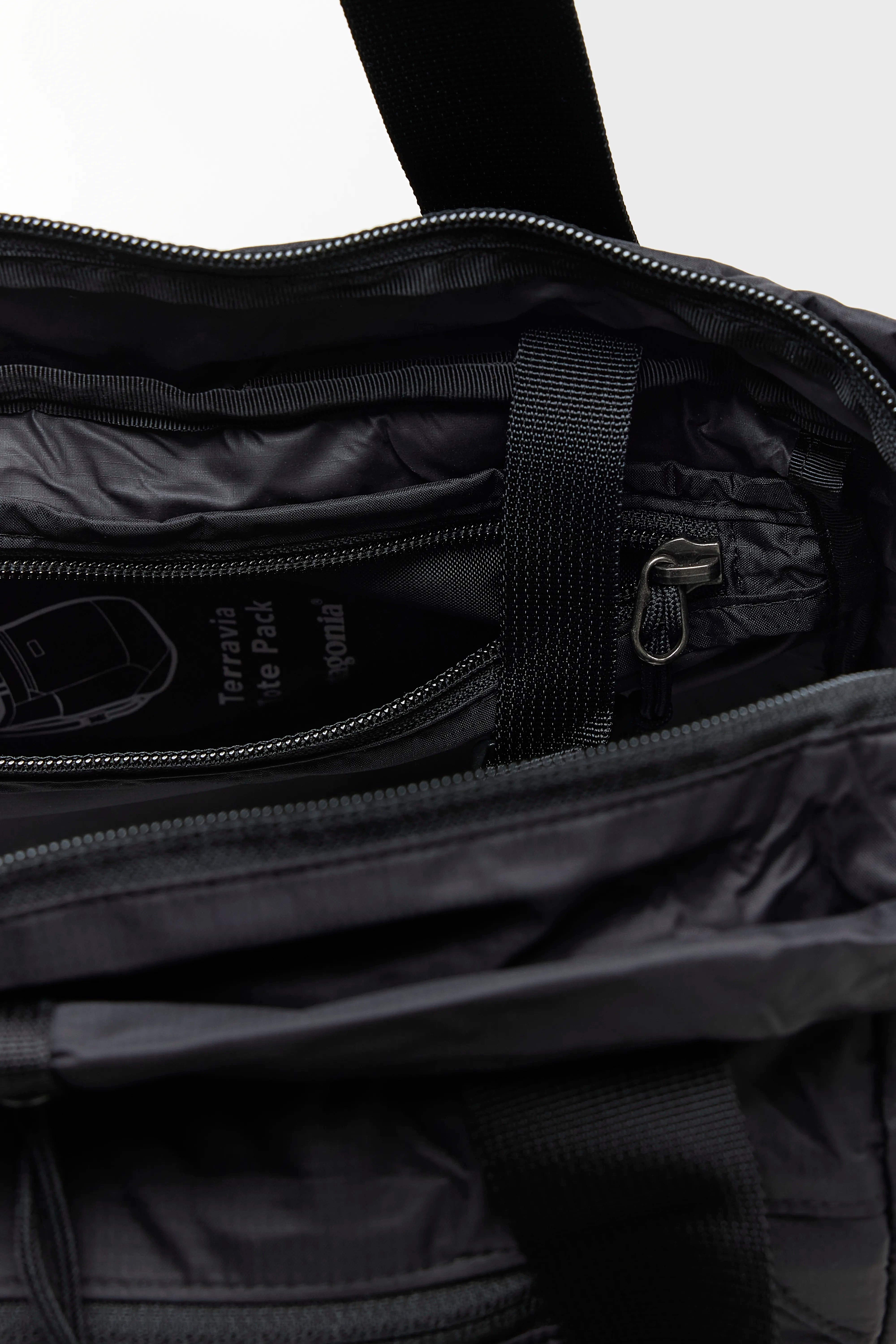 Terravia Tote Pack (251 / G / BLACK)