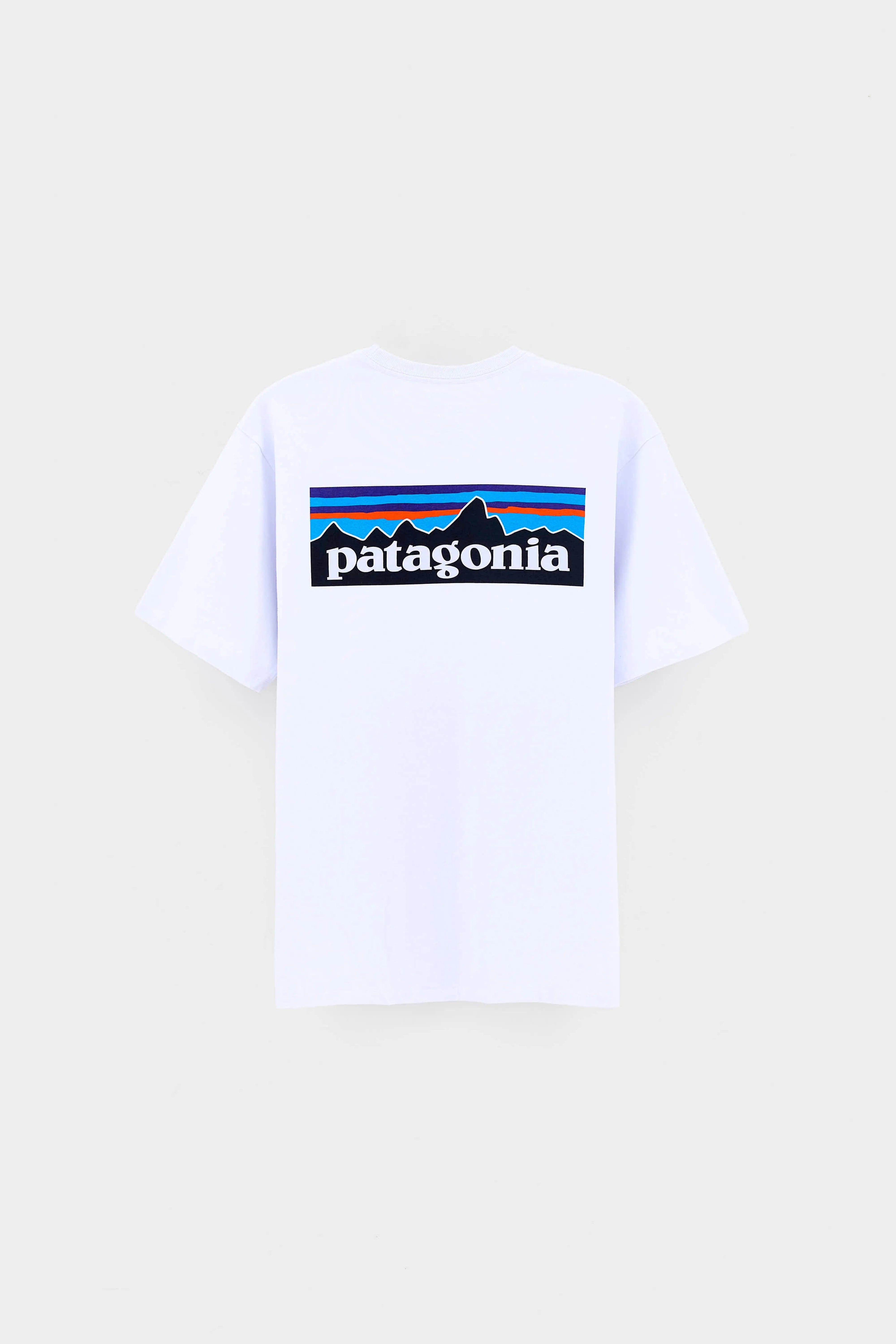 Men's P-6 Logo Responsibili-Tee (261 / M / WHITE)