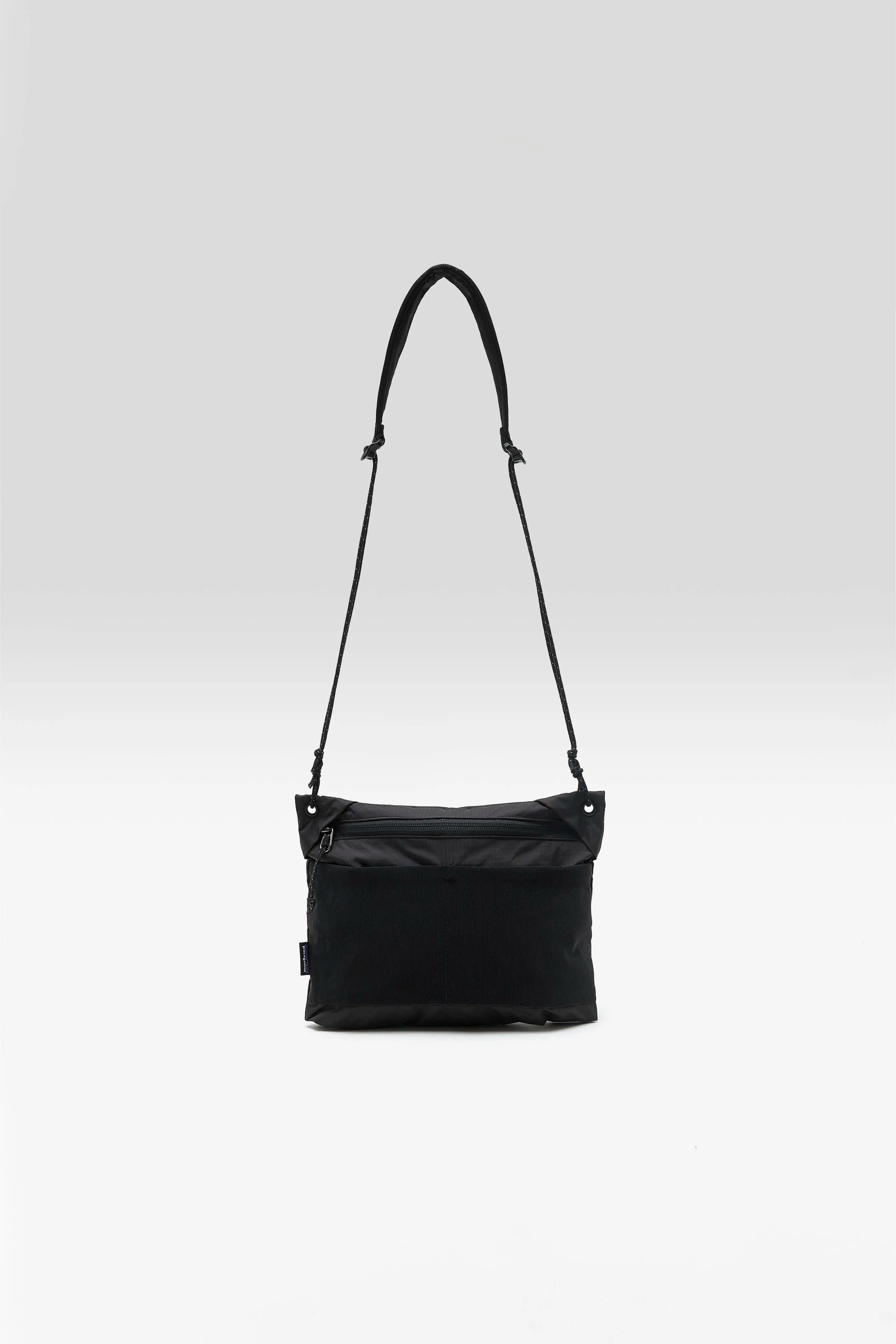 Terravia Saccoche tas (261 / W / BLACK)