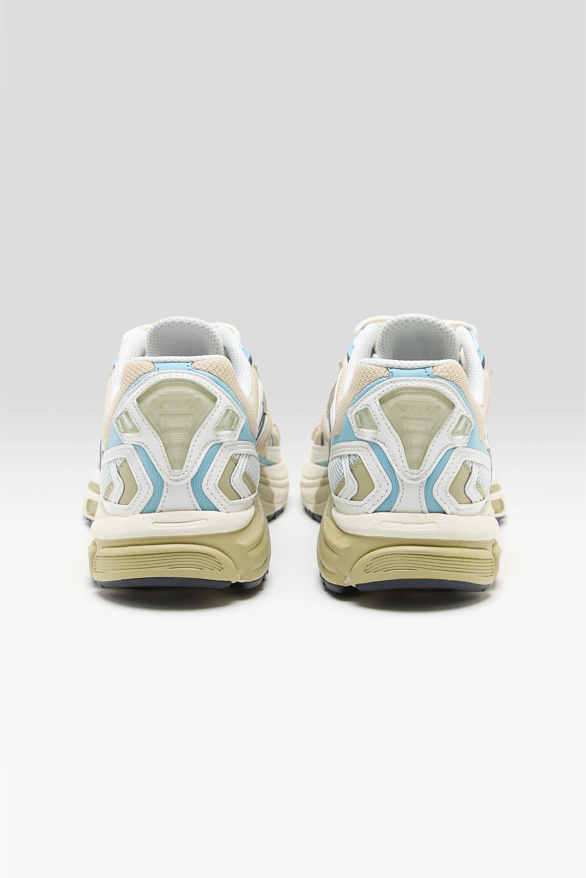 Premier Road Ultra for Women (251 / W / BEIGE)