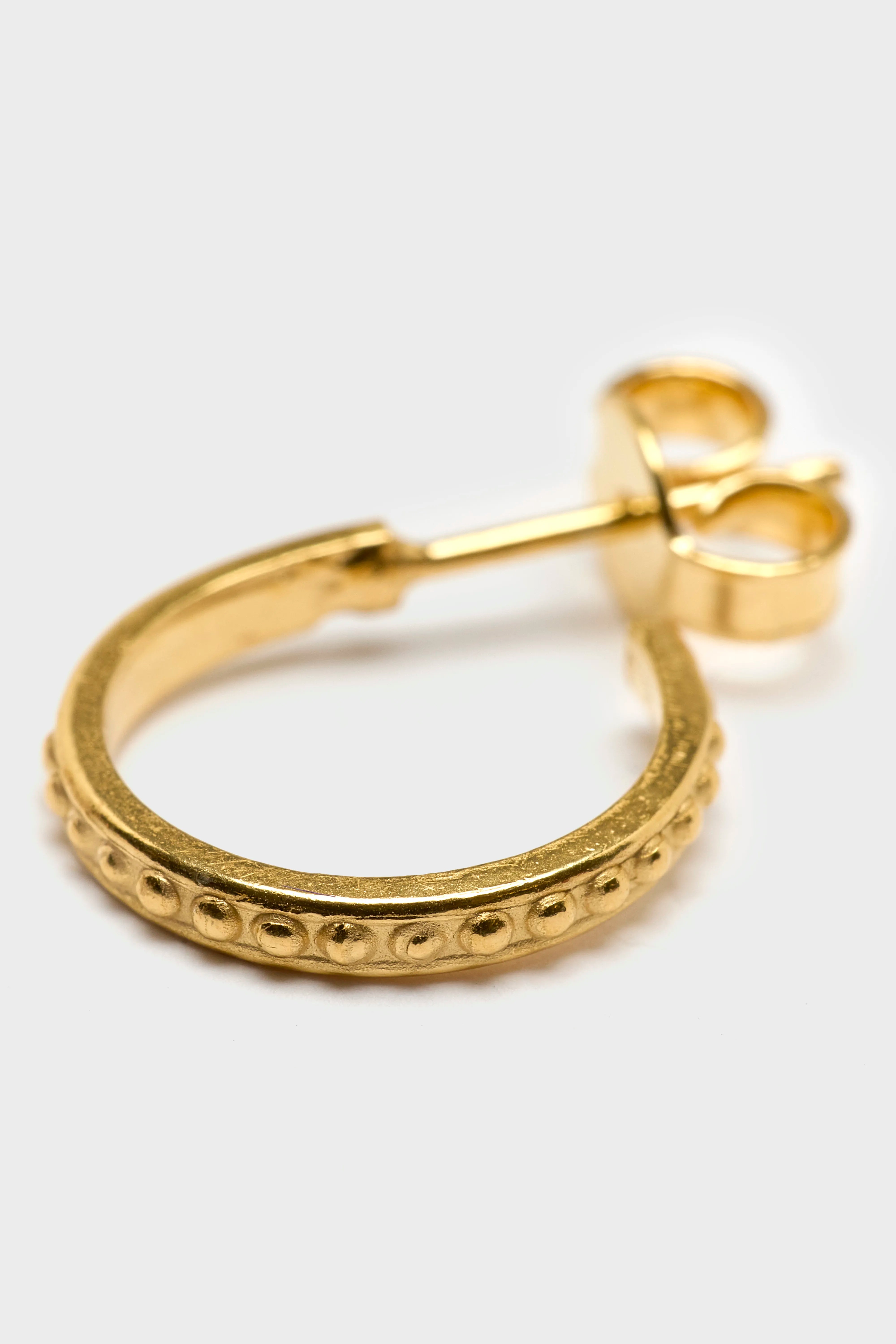 Boucles d'oreilles Créoles Pointillées (261 / W / GOLD)