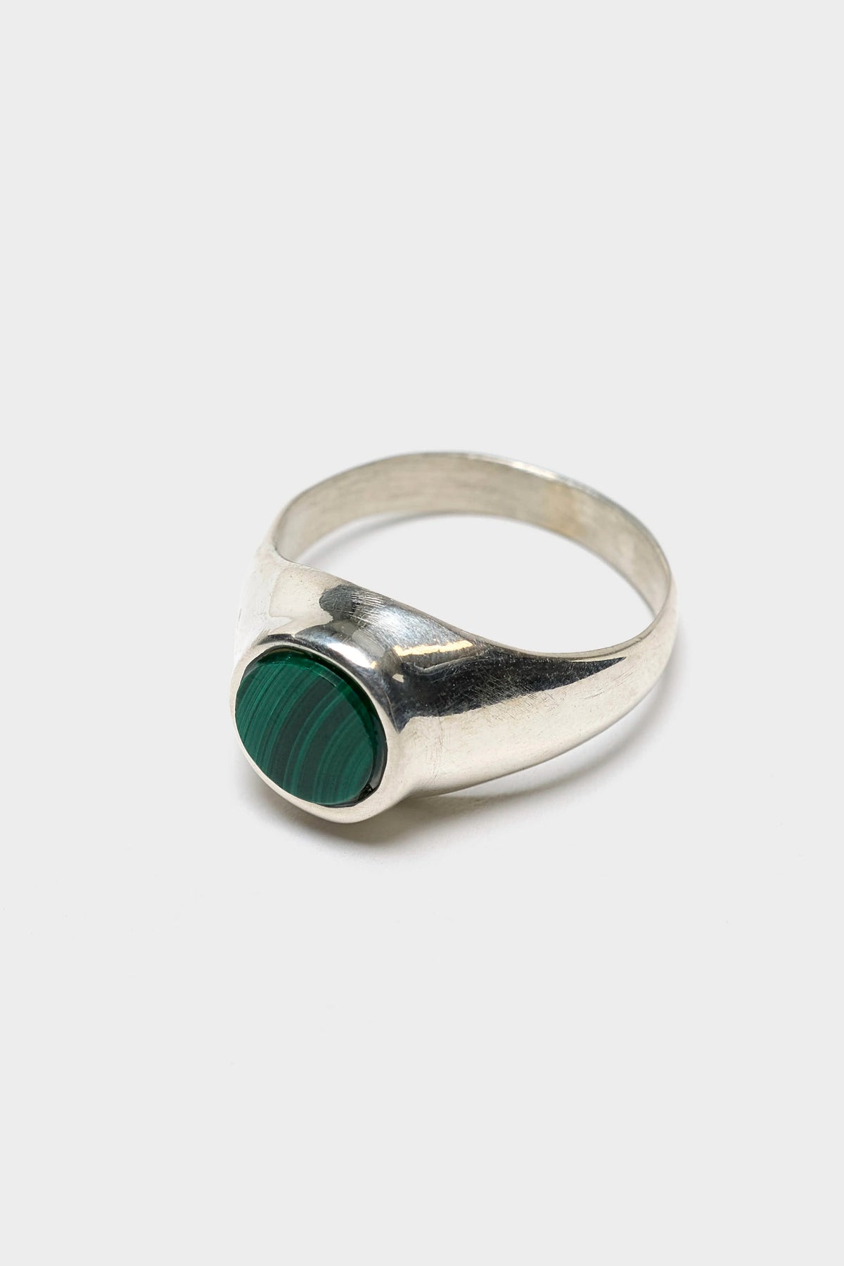 Cesare Signet Ring (262 / U / MALACHITE)