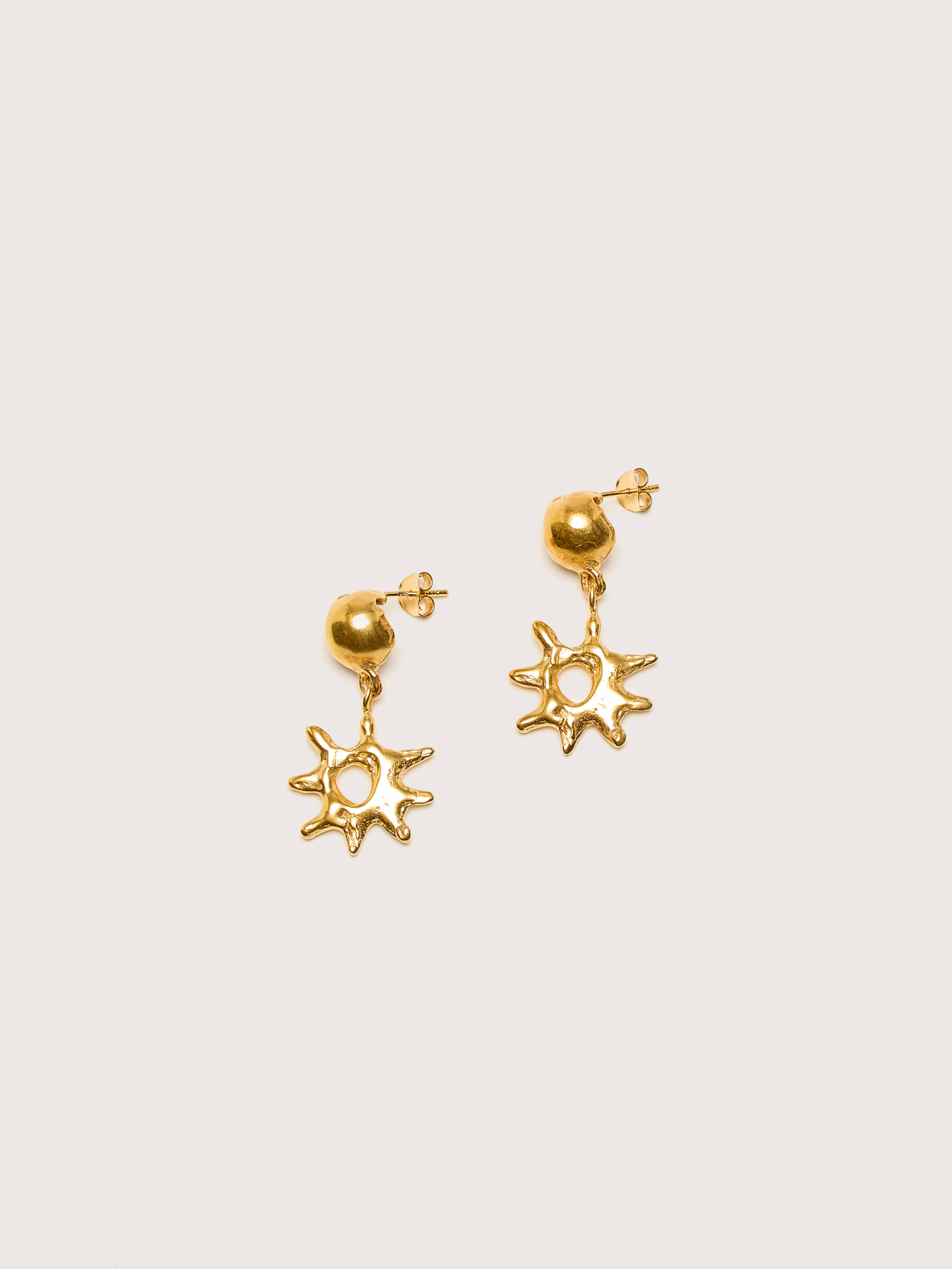 Alba Gold Earrings (242 / W / GOLD)