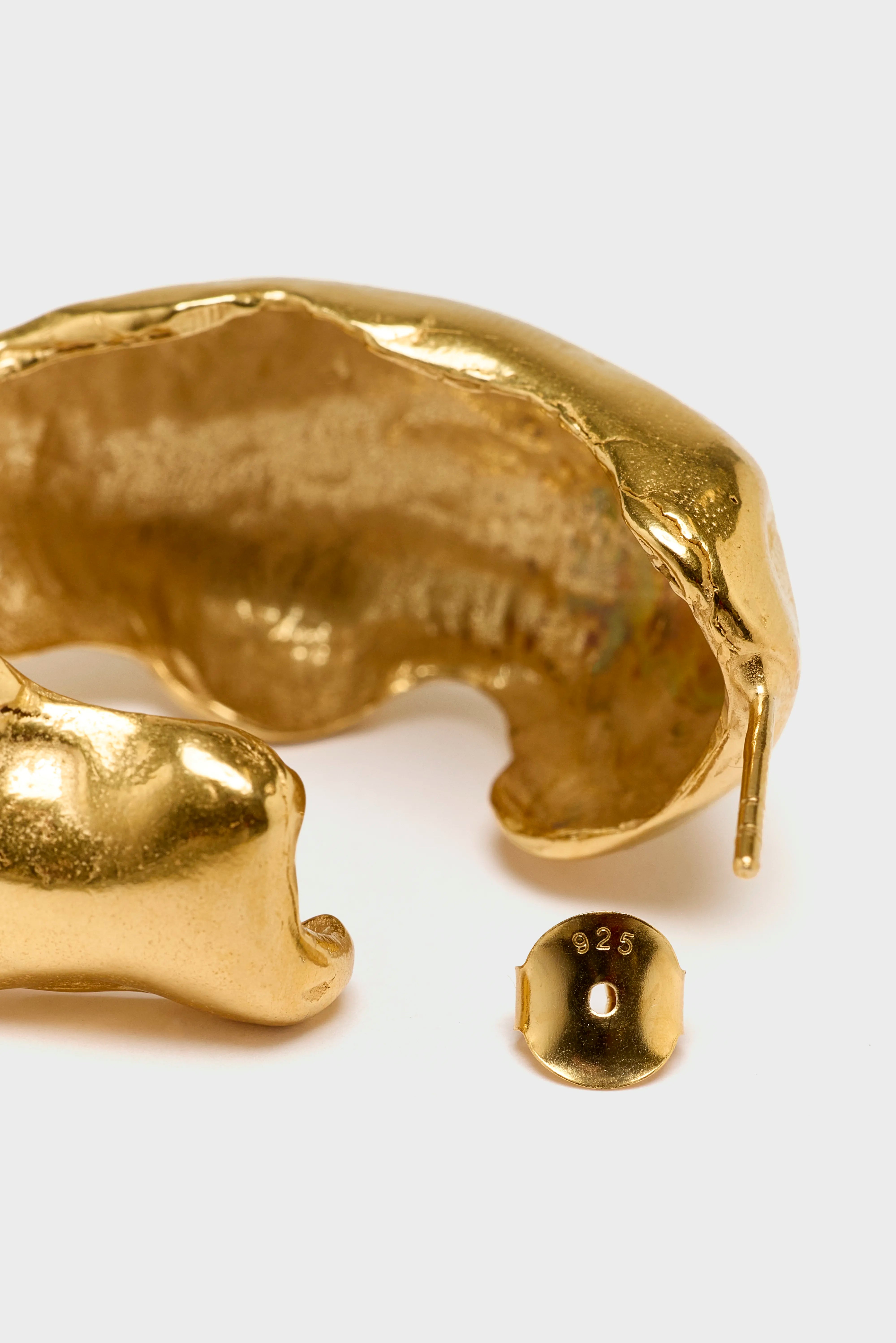 Pompas Earrings (251 / W / GOLD)