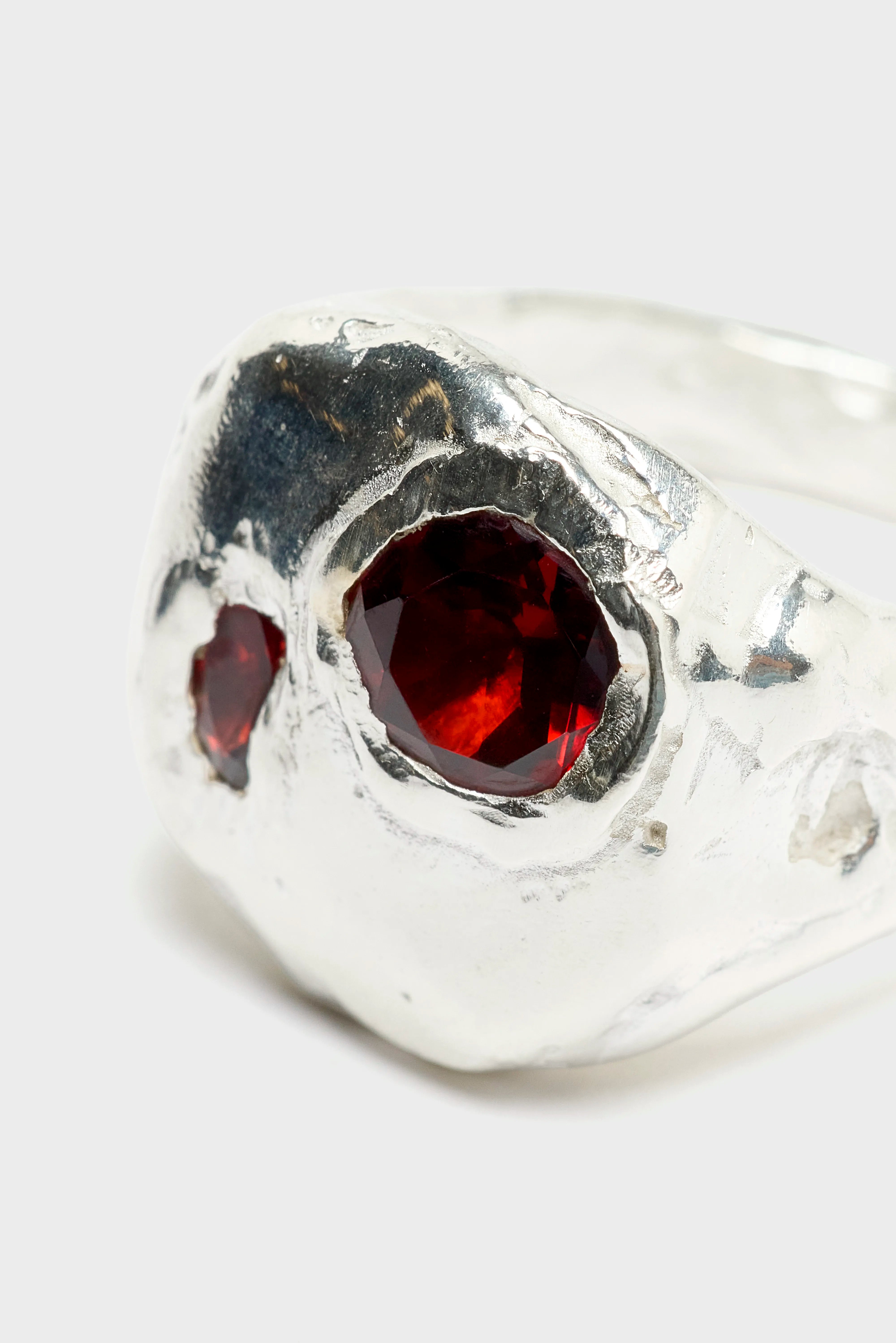Bague Coco en Grenat Rouge (262 / W / SILVER)